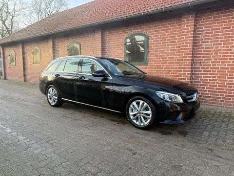 Second hand Mercedes Benz C-Class 