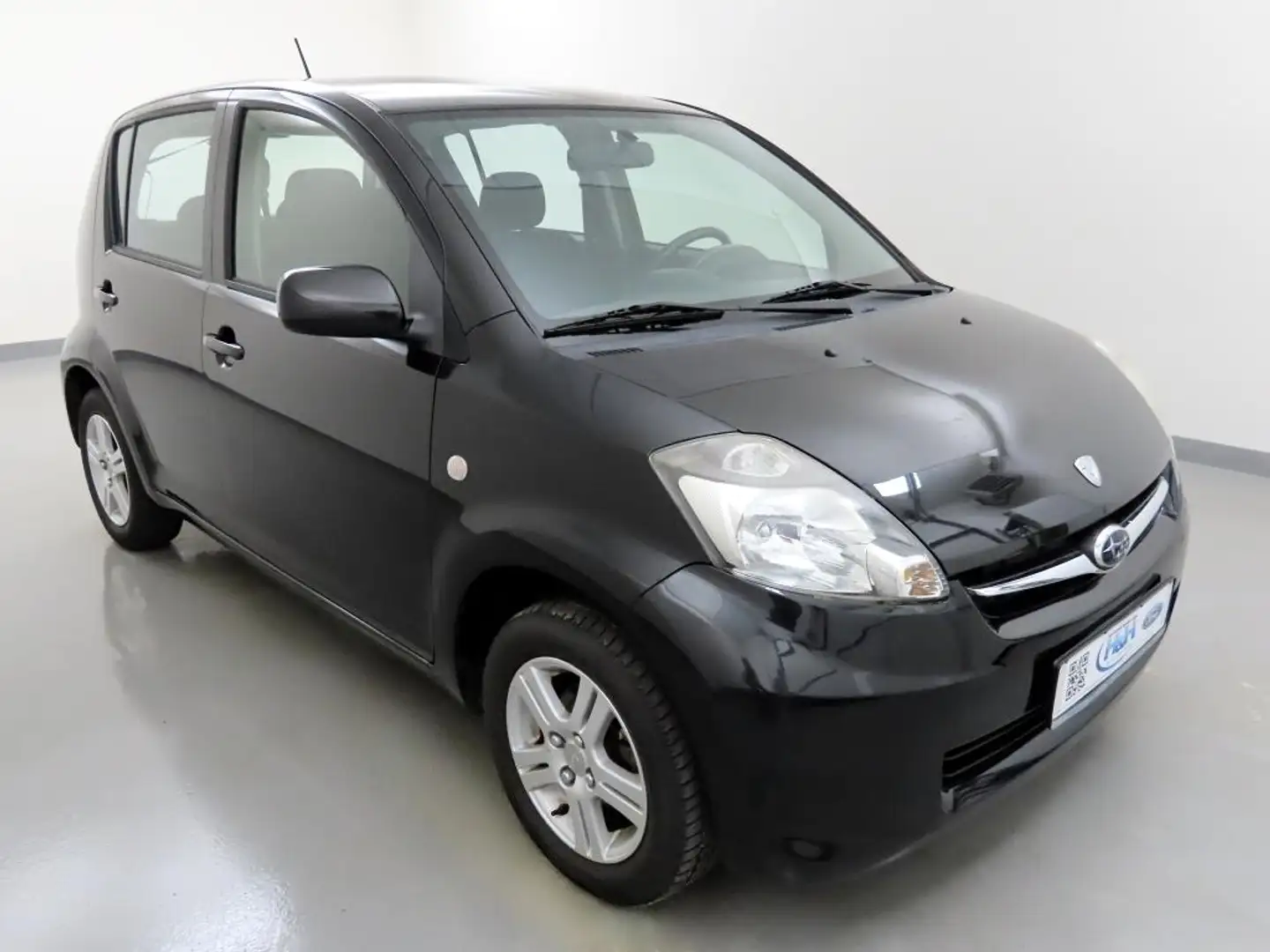 Subaru Justy J13 1.0 Active Klima+CD+ZV-Funk Schwarz - 1