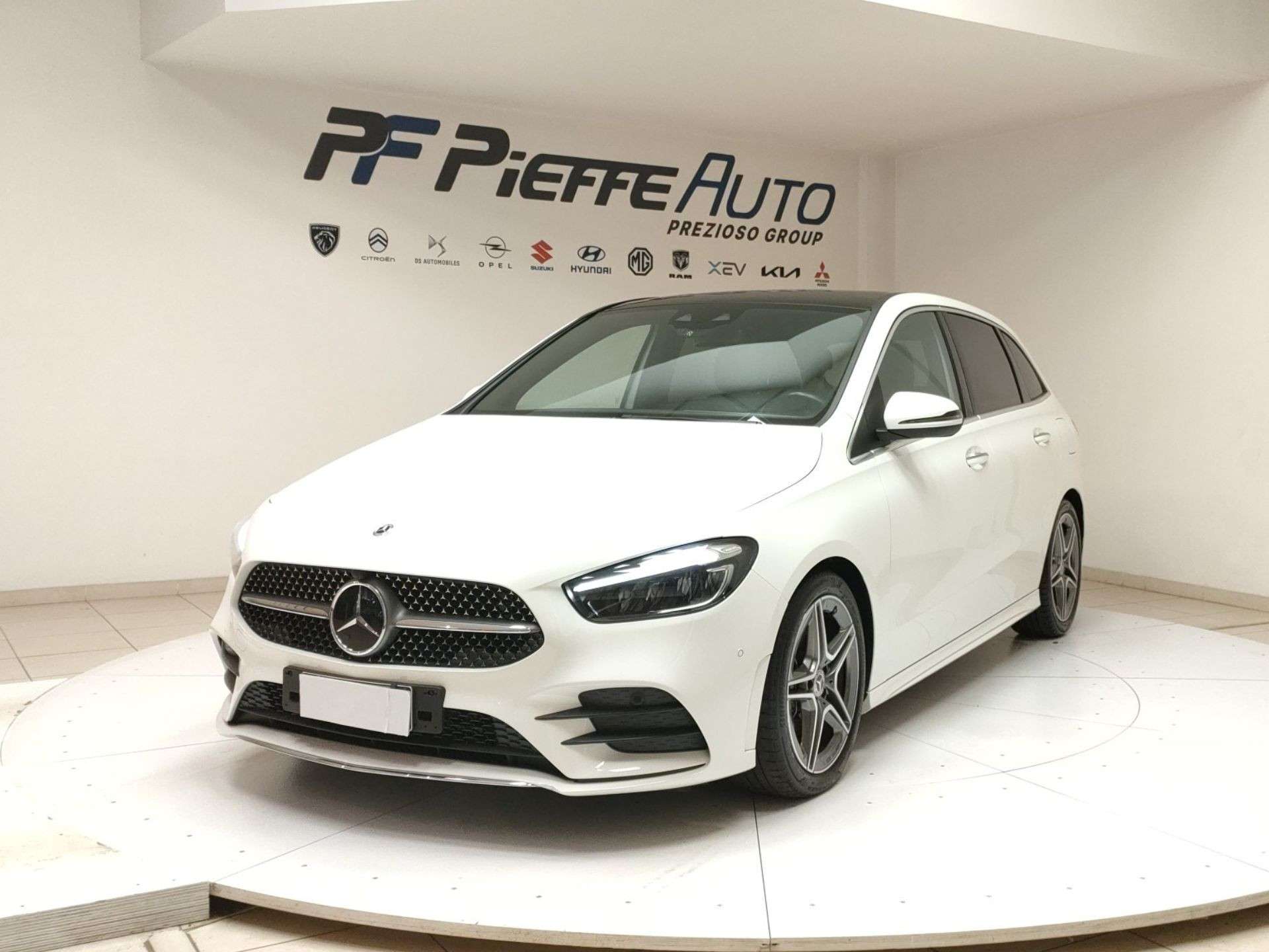 Mercedes-Benz B 200