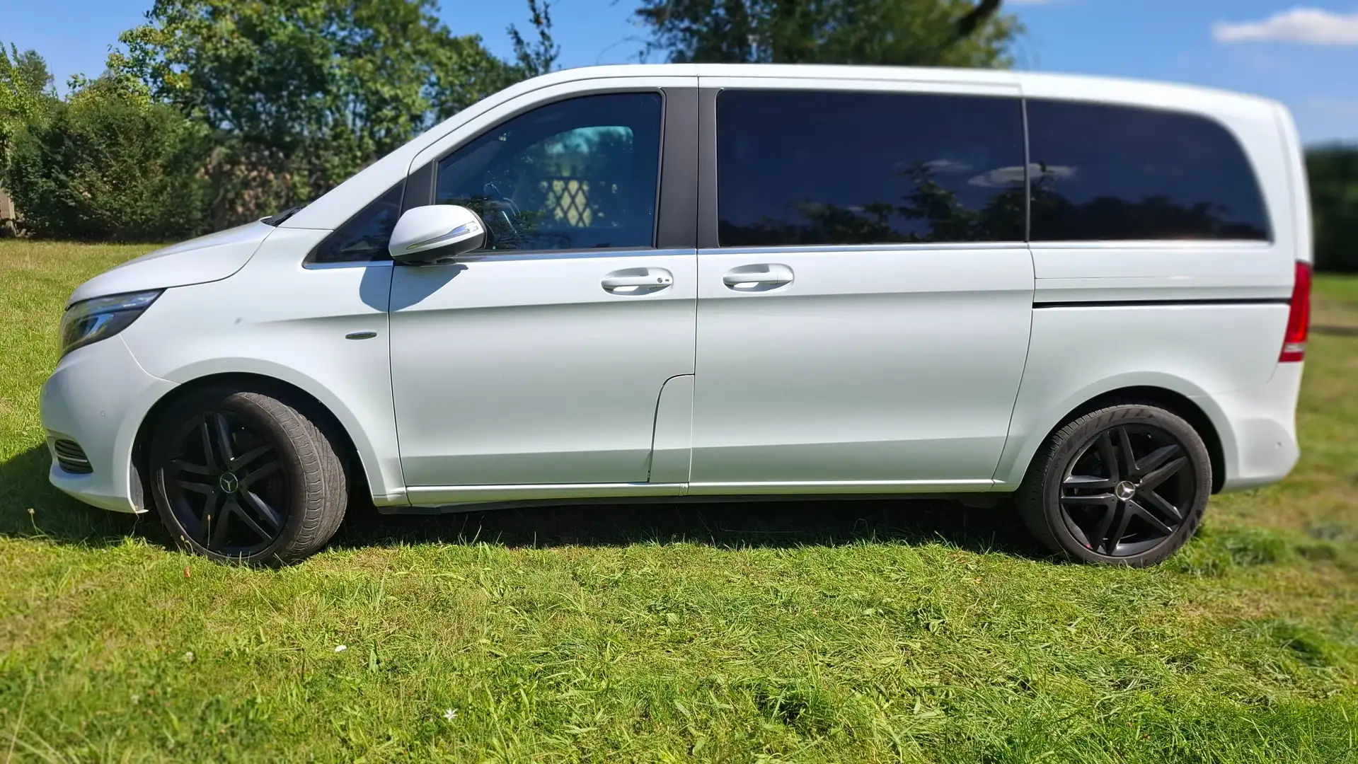 Mercedes-Benz V 250 kompakt 7GTRONIC Avantgarde AHK Standheizung Leder Alb - 2