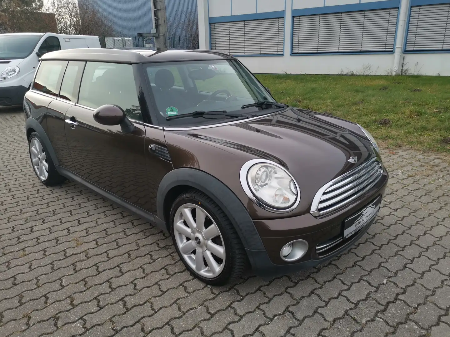 MINI Cooper Clubman 1.6 TÜV Panorama PDC Klima Bi-Xenon Hnědá - 1