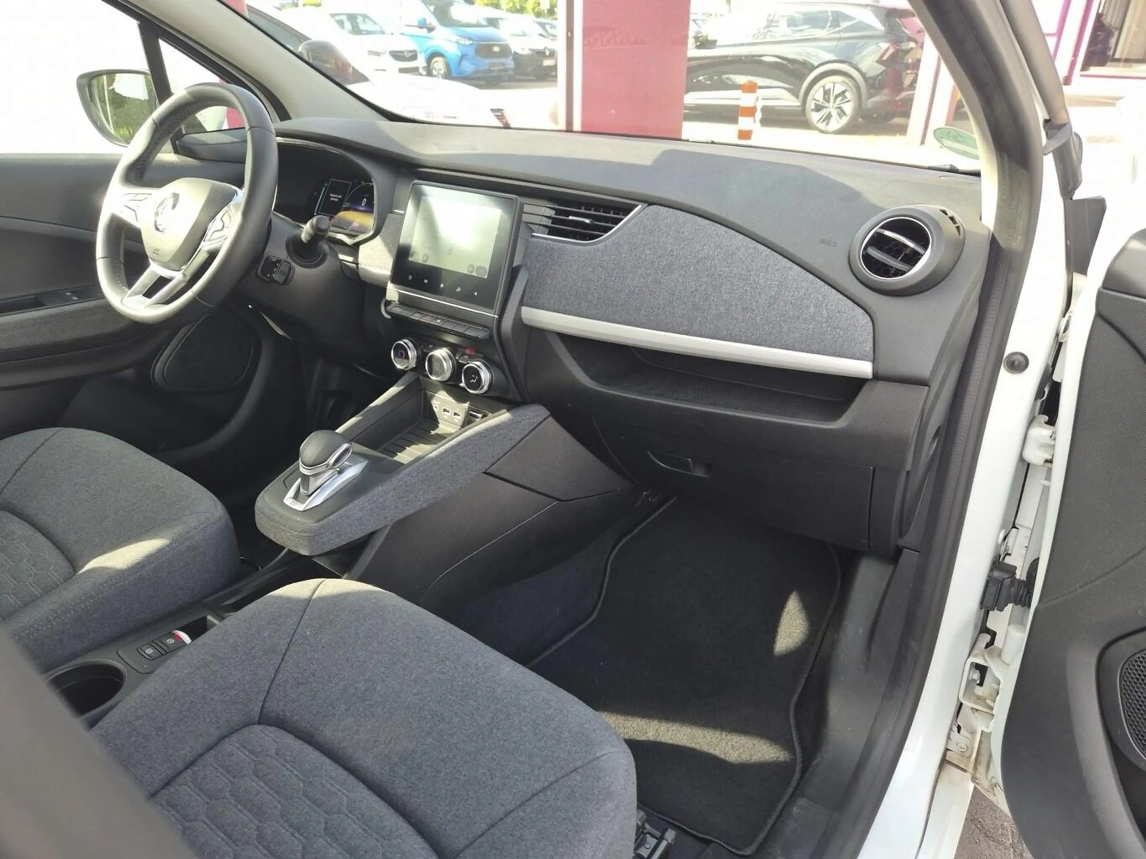 Renault ZOE ZE50 R110 Experience Kauf-Bat. LED Nav PDC — photo 5