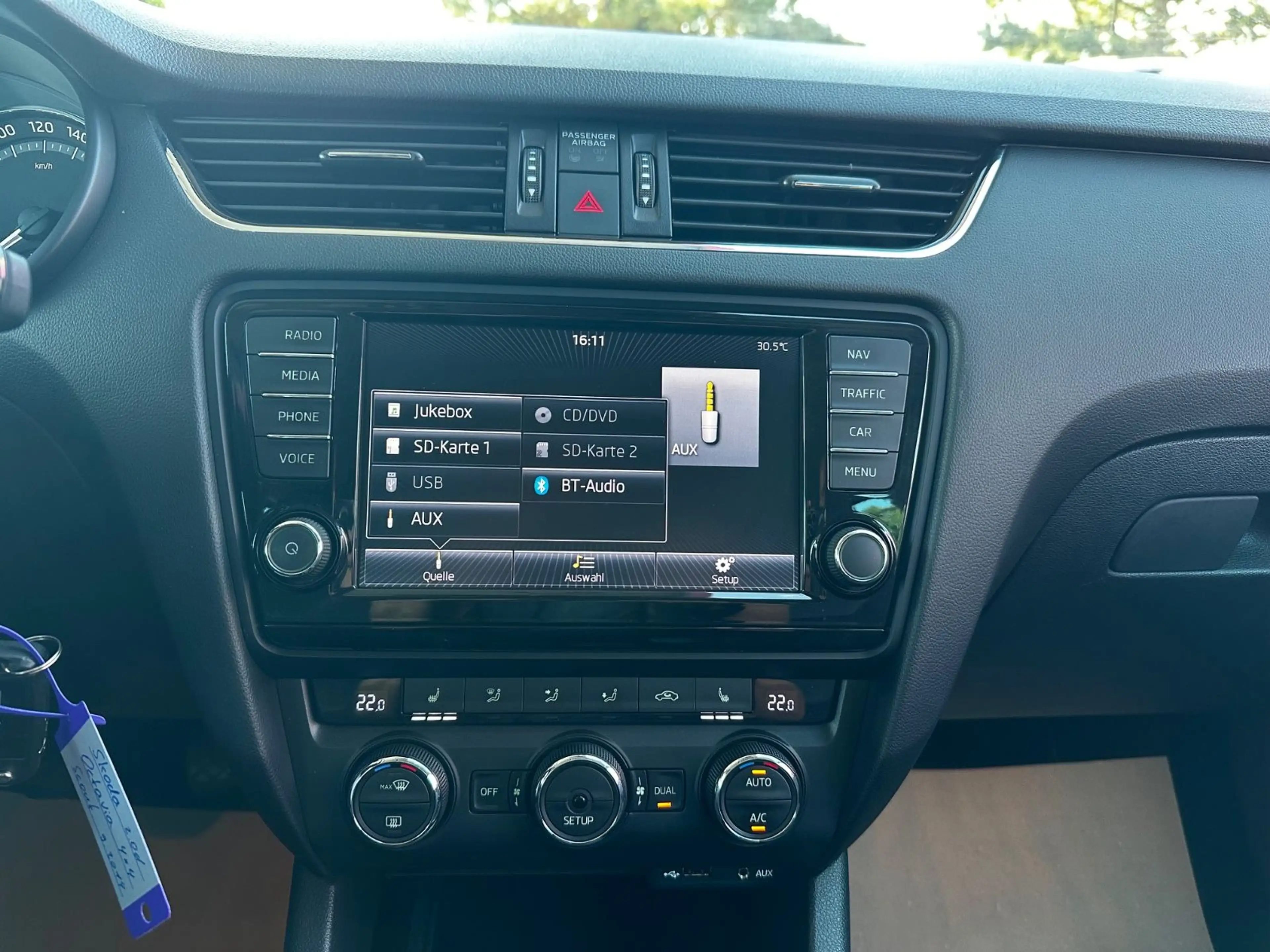 Skoda Octavia Combi Scout 4x4 "ALCANTARA"AHK"NAVI" — photo 40