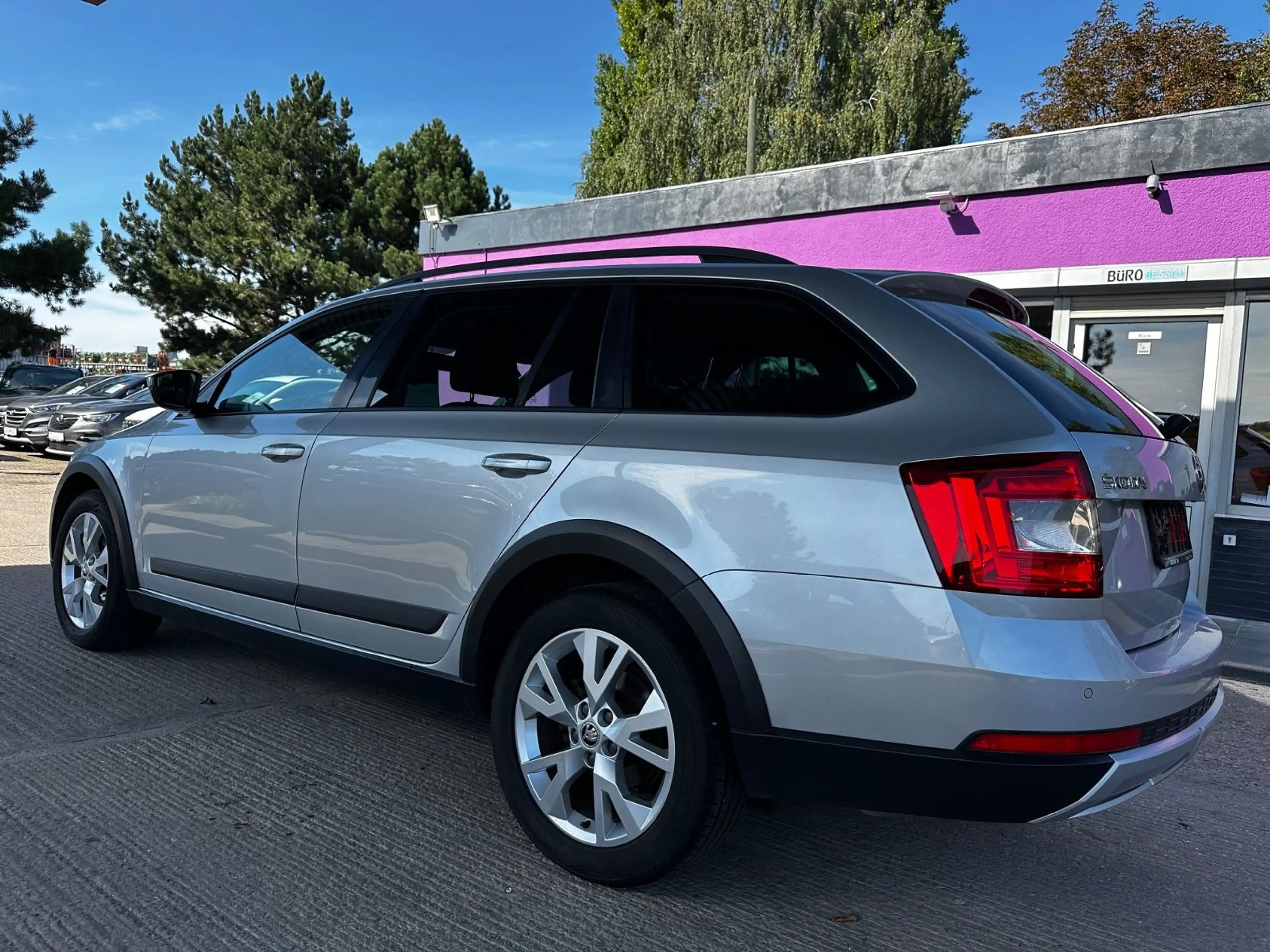 Skoda Octavia Combi Scout 4x4 "ALCANTARA"AHK"NAVI" — photo 15