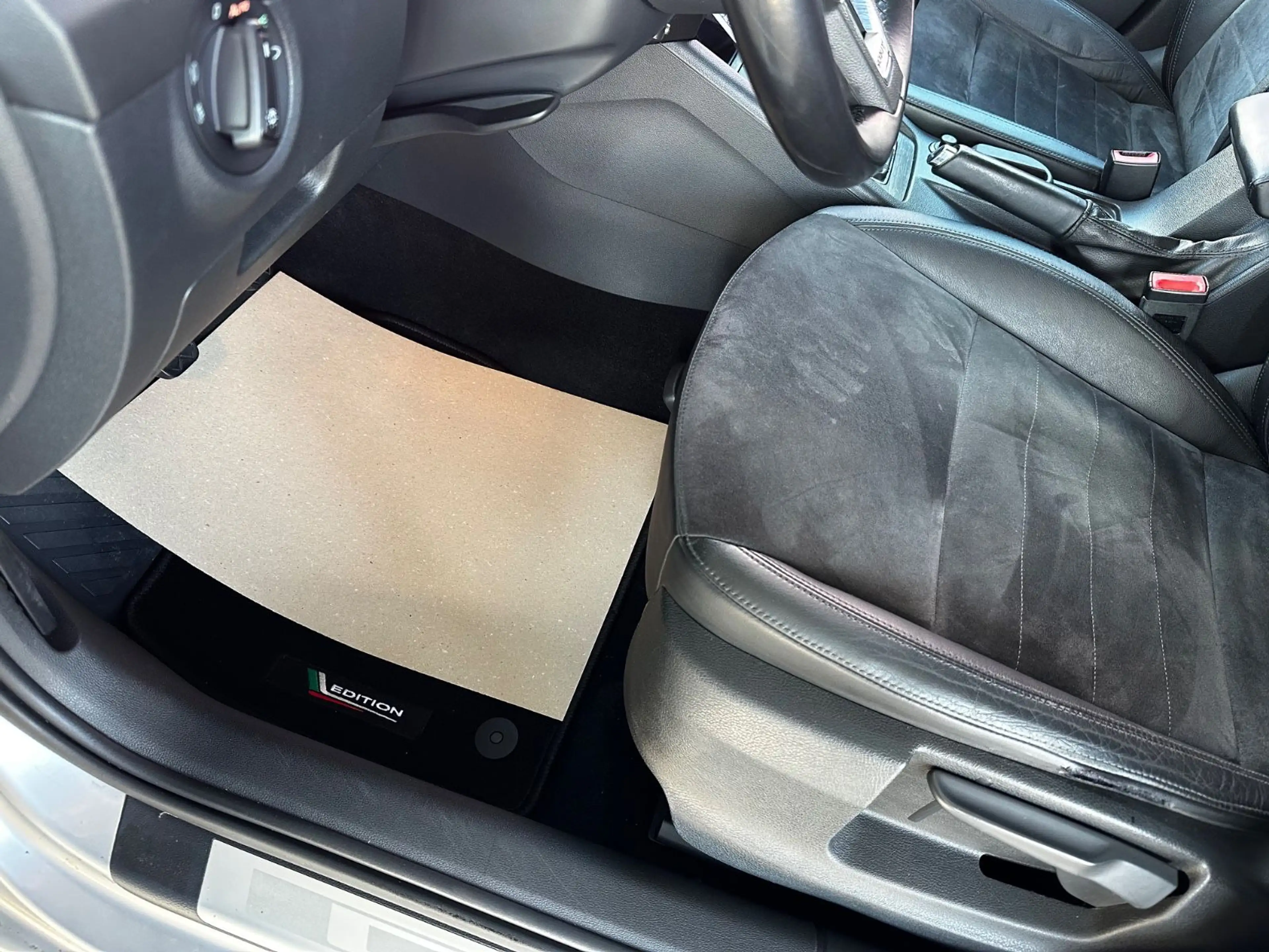 Skoda Octavia Combi Scout 4x4 "ALCANTARA"AHK"NAVI" — photo 20