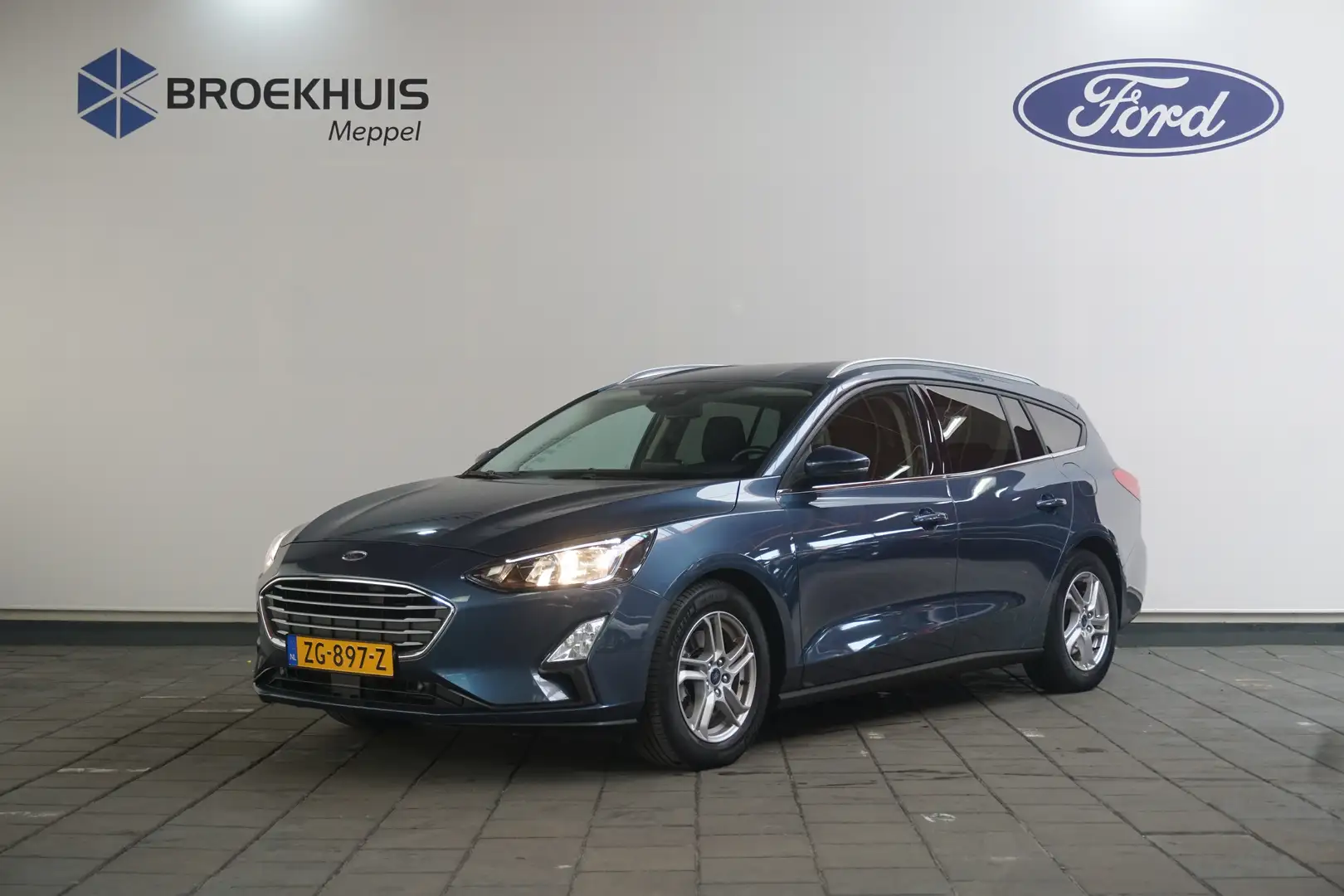 Ford Focus Wagon 1.0 EcoBoost Trend Edition Business | Apple Blauw - 2