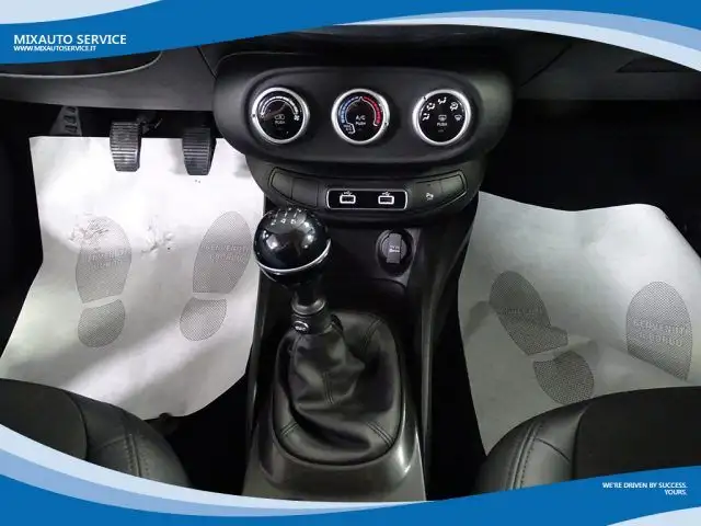 Fiat 500x view 7