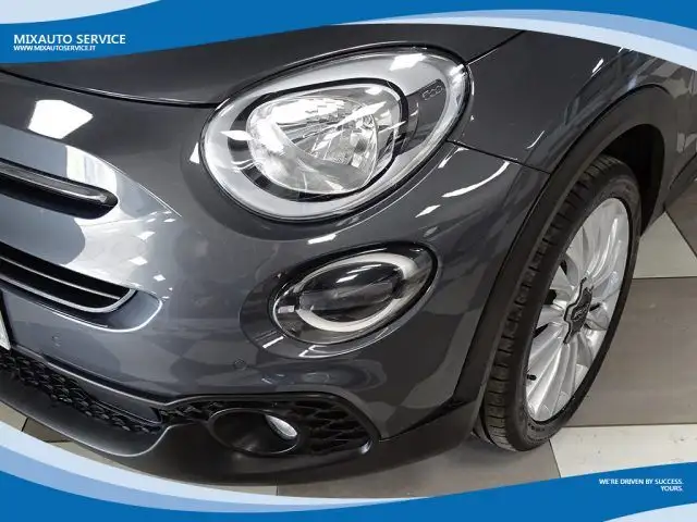 Fiat 500x view 11