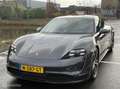 Porsche Taycan 79 kWh BOSE|LUCHTVERING|MEMORY|LEDER|CHRONO| Grau - thumbnail 3