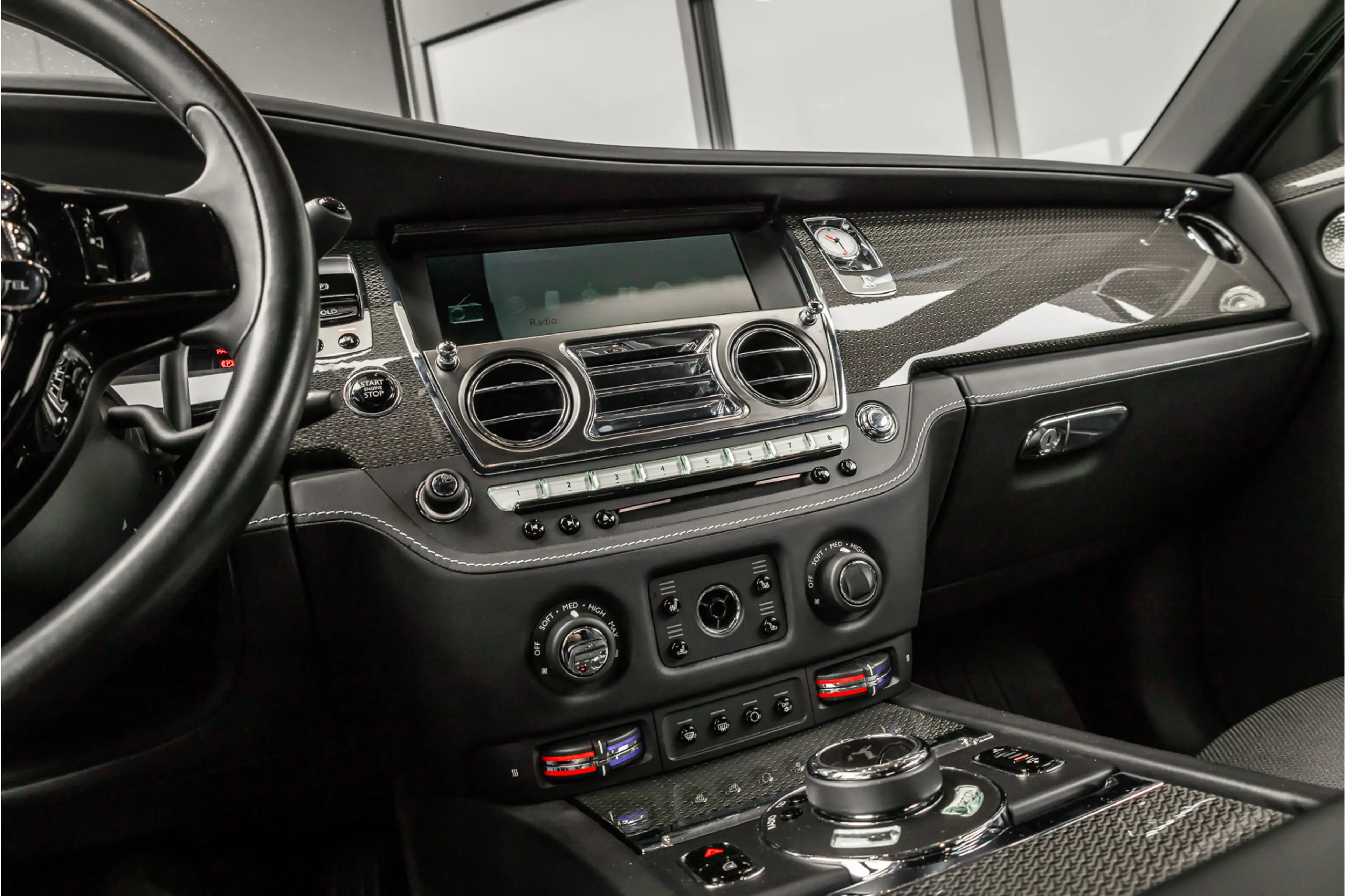 Rolls-Royce Ghost 6.6 V12 - Sterrenhemel | Bespoke Audio | Stoelkoel — photo 13
