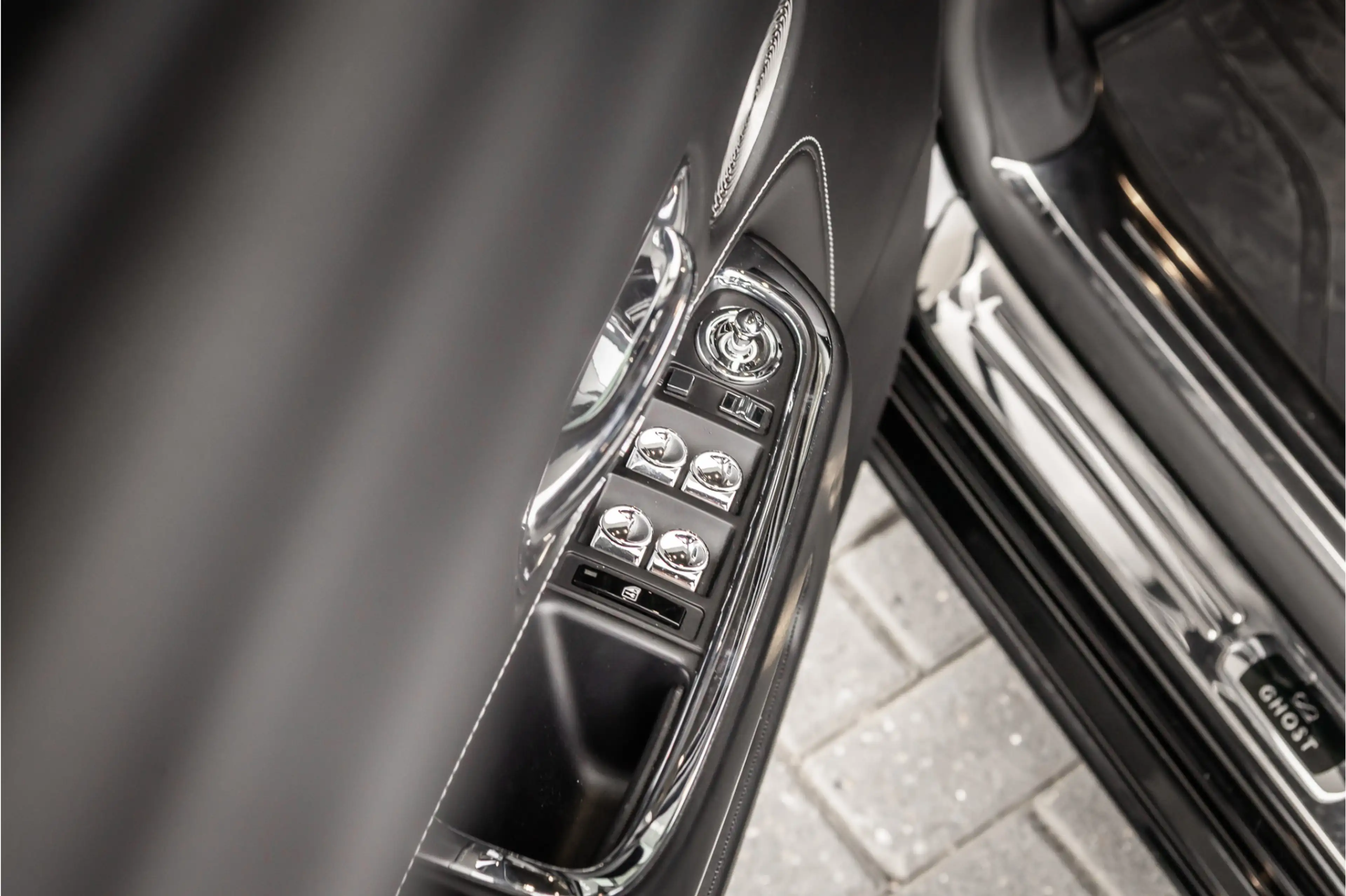 Rolls-Royce Ghost 6.6 V12 - Sterrenhemel | Bespoke Audio | Stoelkoel — photo 21