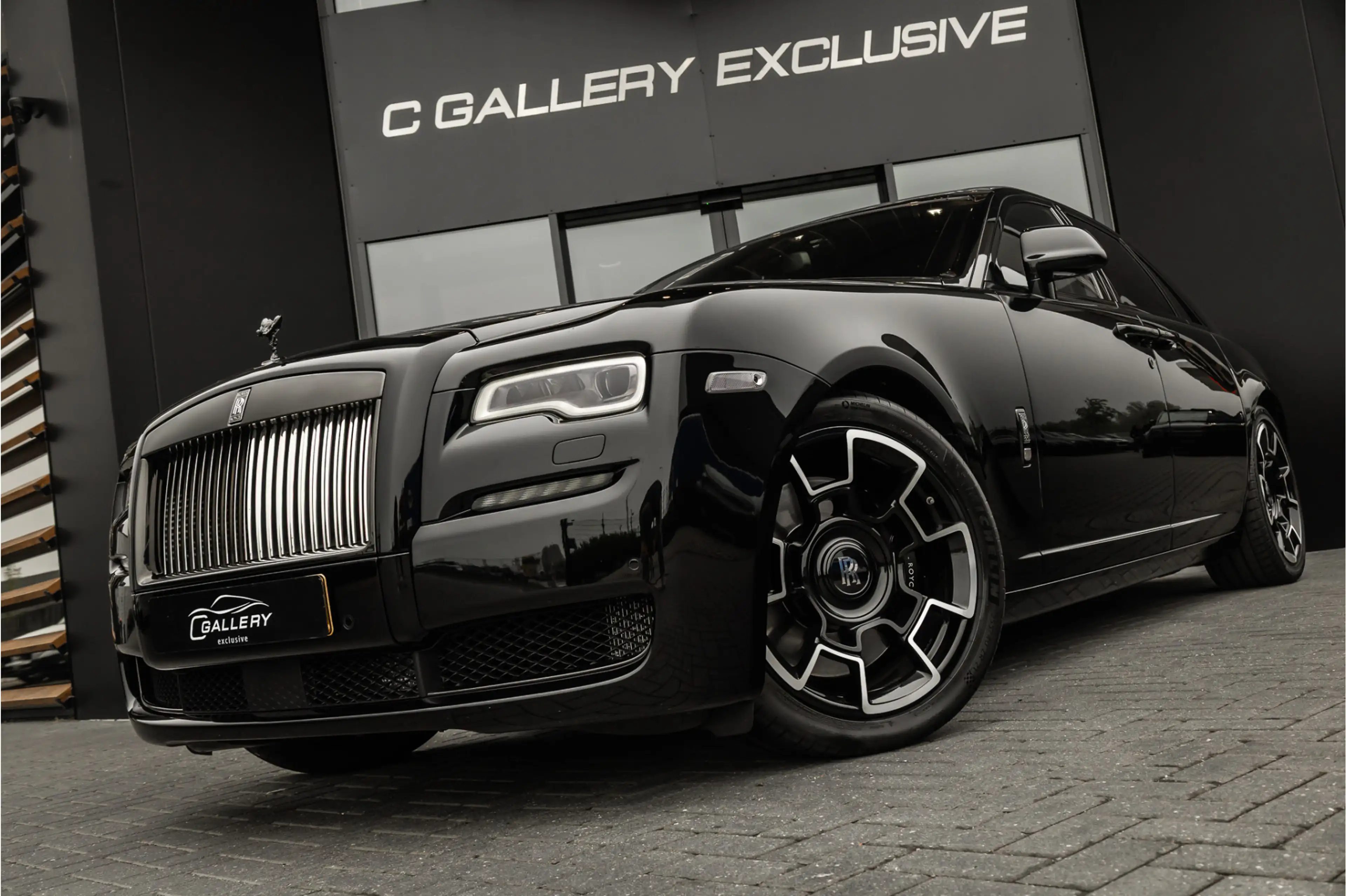 Rolls-Royce Ghost 6.6 V12 - Sterrenhemel | Bespoke Audio | Stoelkoel — photo 39