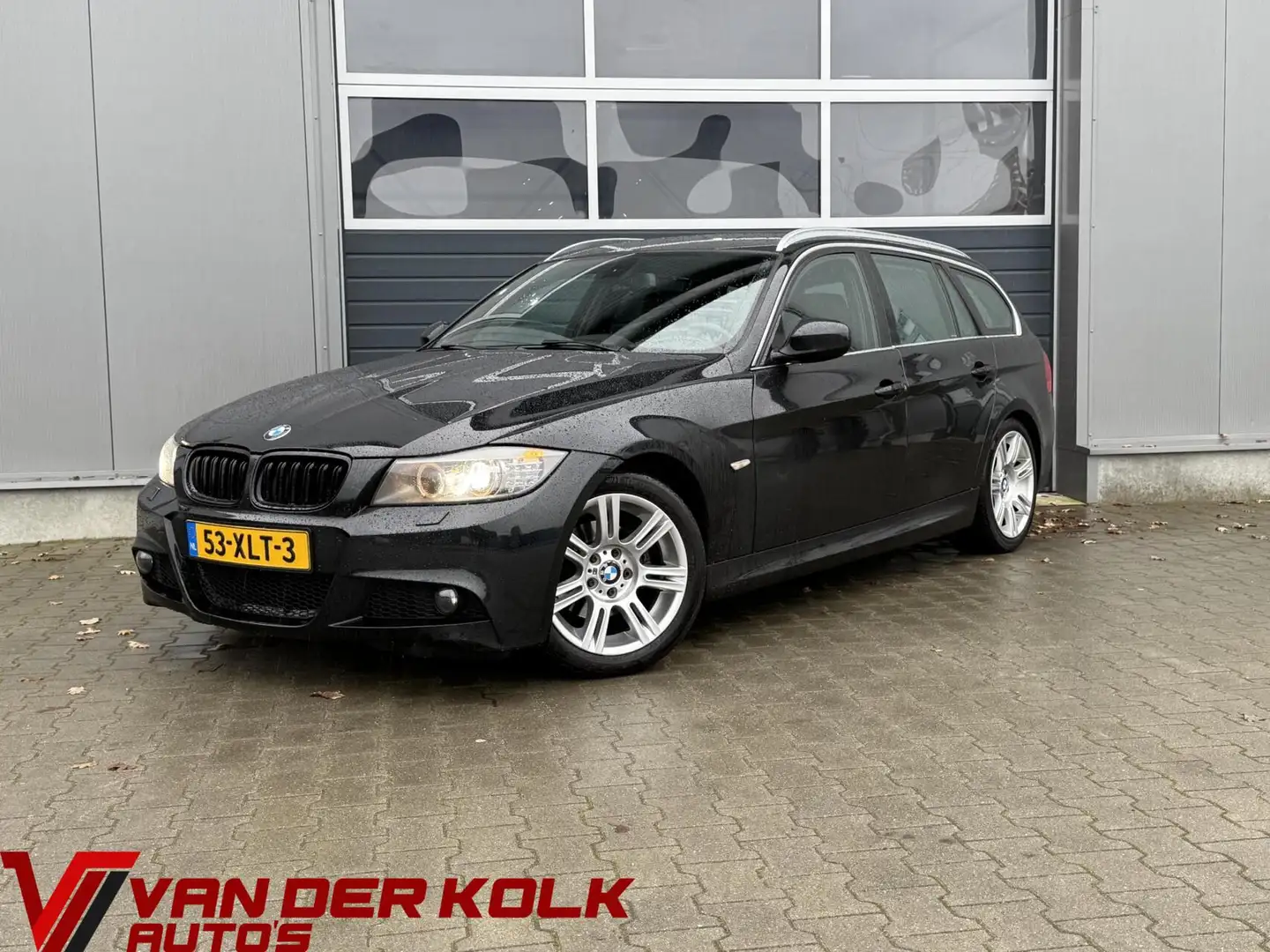 BMW 318 3-serie Touring 318i M Sport Xenon Alcantara Navig Zwart - 1
