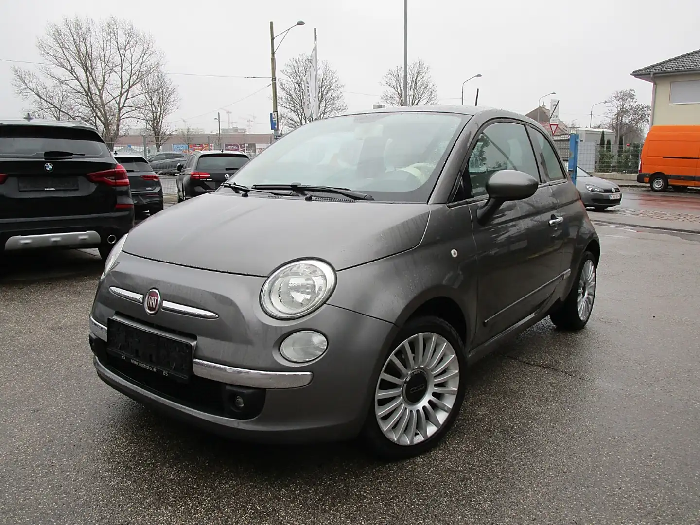 Fiat 500 1,2 Lounge Grau - 2