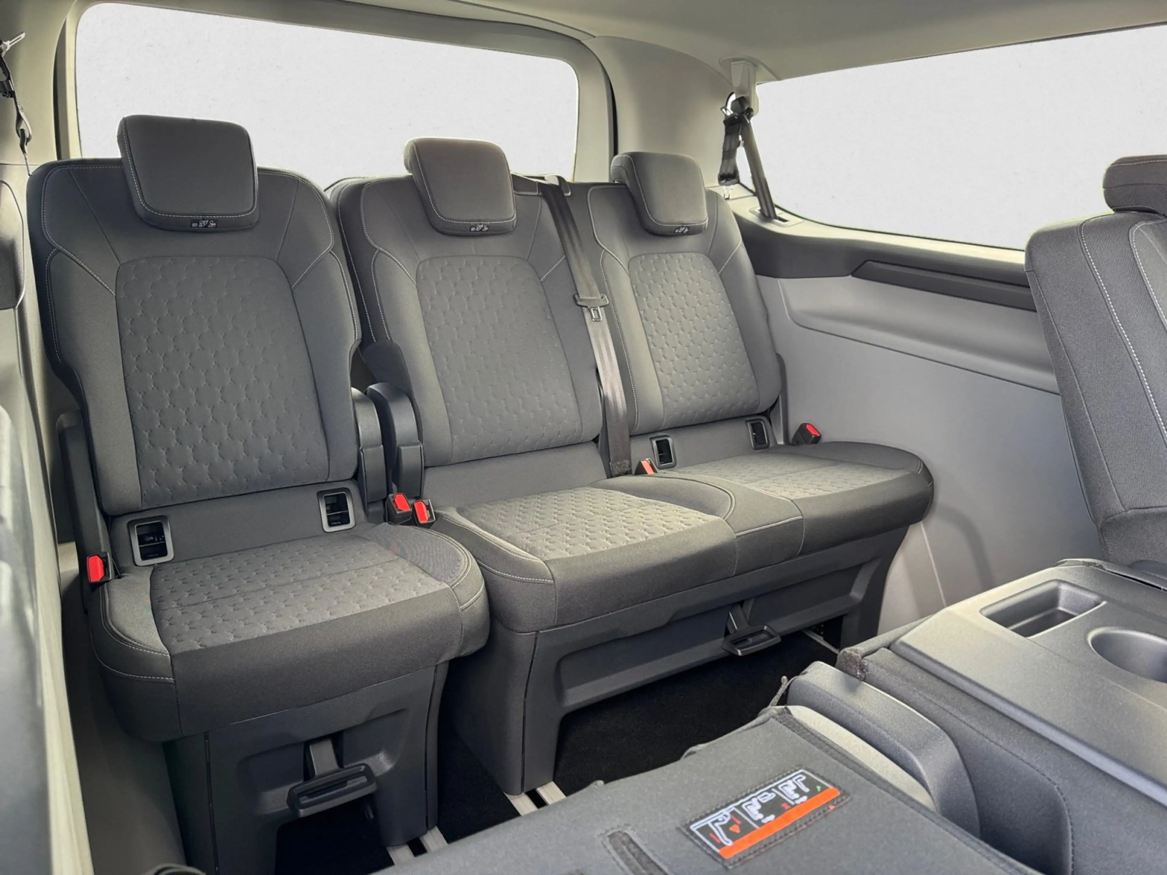 Ford Tourneo Custom L2 EcoBlue AT |8-SITZER|AHK| — photo 14