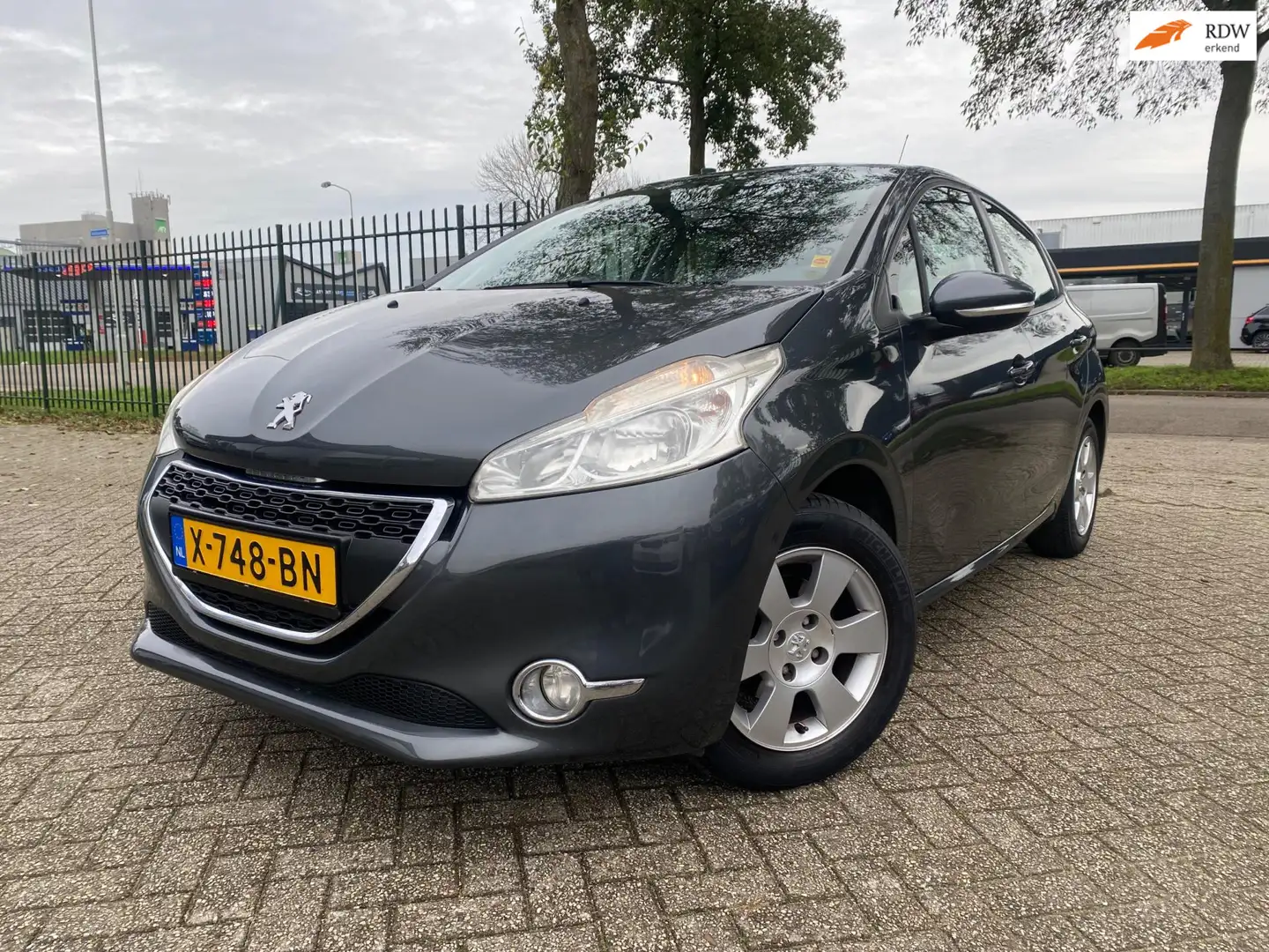 Peugeot 208 1.0 VTi Access Airco Tel Stoelv Cruise Grijs - 1