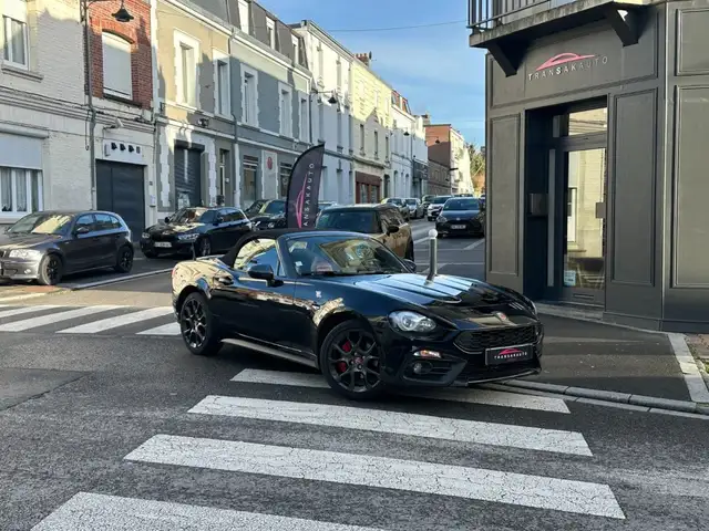 Abarth 124 Spider 1.4 Turbo 170 ch BVM6 Turismo / SIEGES CHAUFFANTS / LIGNE SPORT