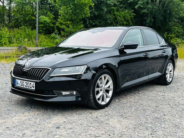 Imagine Skoda Superb Superb 2.0 TDI DSG Style