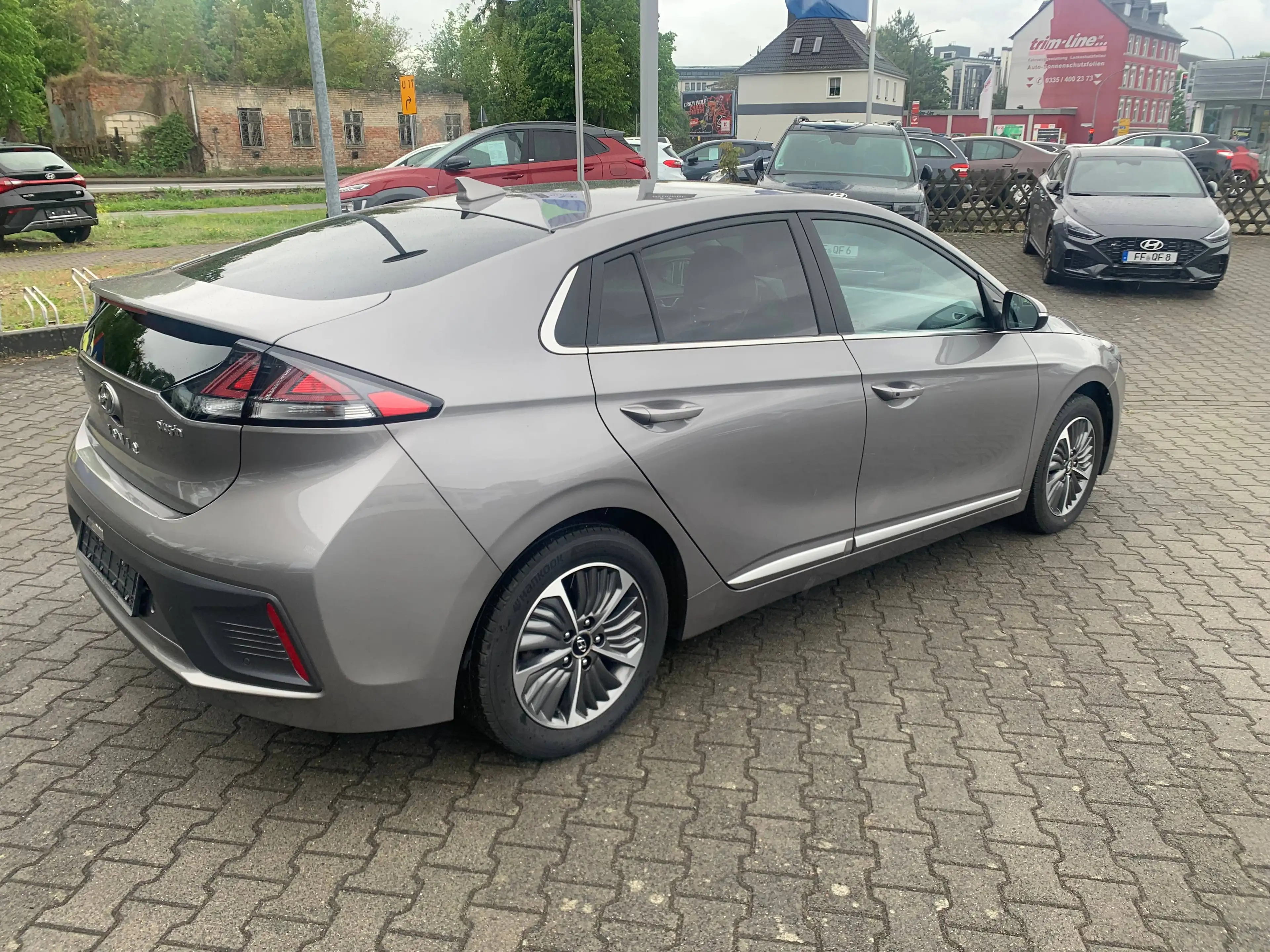 Hyundai IONIQ Style Plug-In Hybrid — photo 5