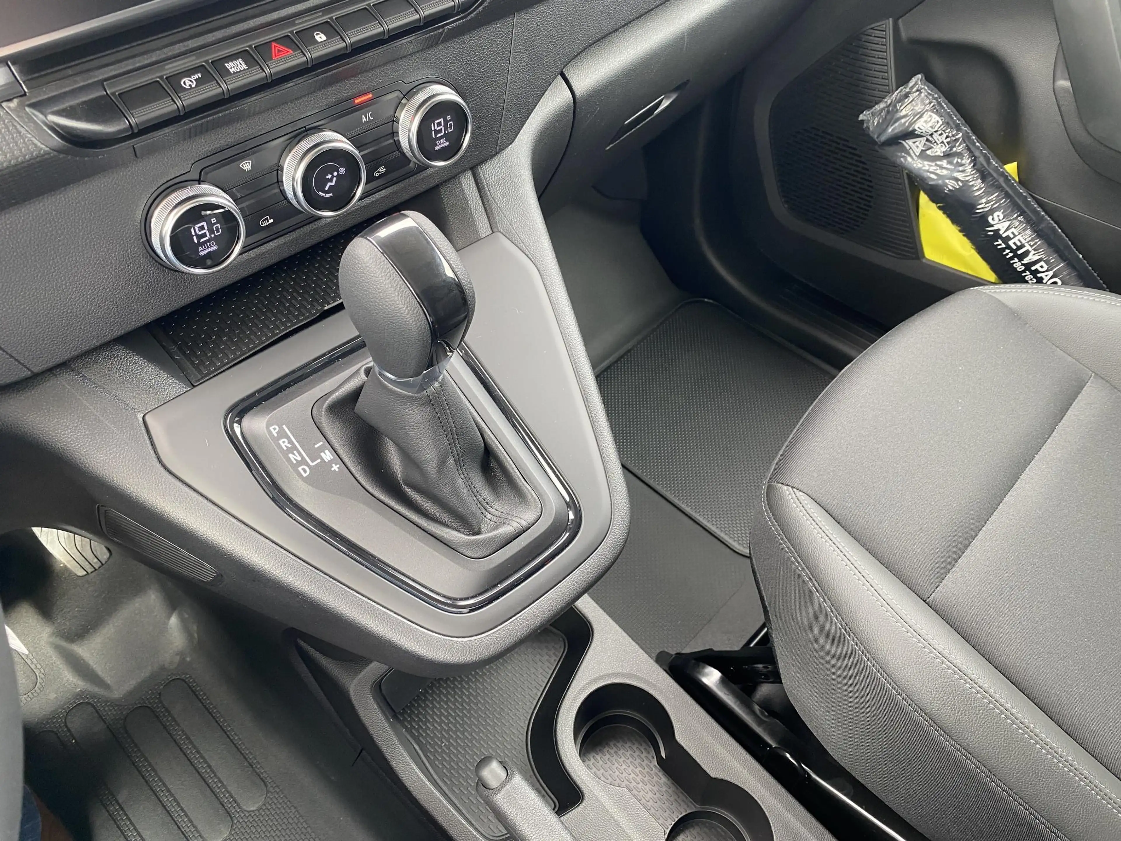 Renault Kangoo Van Advance Blue dCi 115 EDC — photo 10
