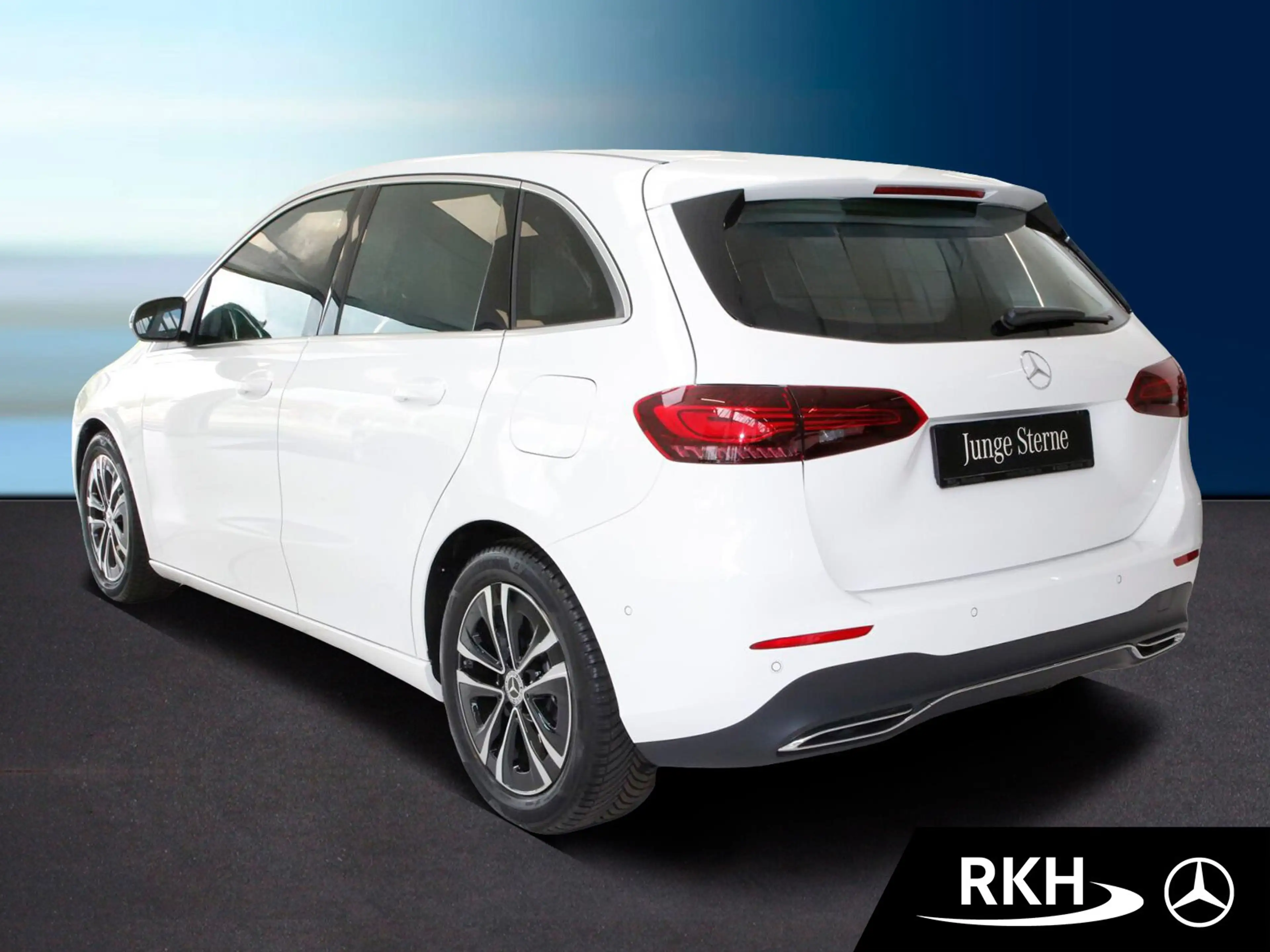 Mercedes-Benz B 200 B 200 AHK/LED/Winter-Paket/Rückfahrkamera Pro — photo 4