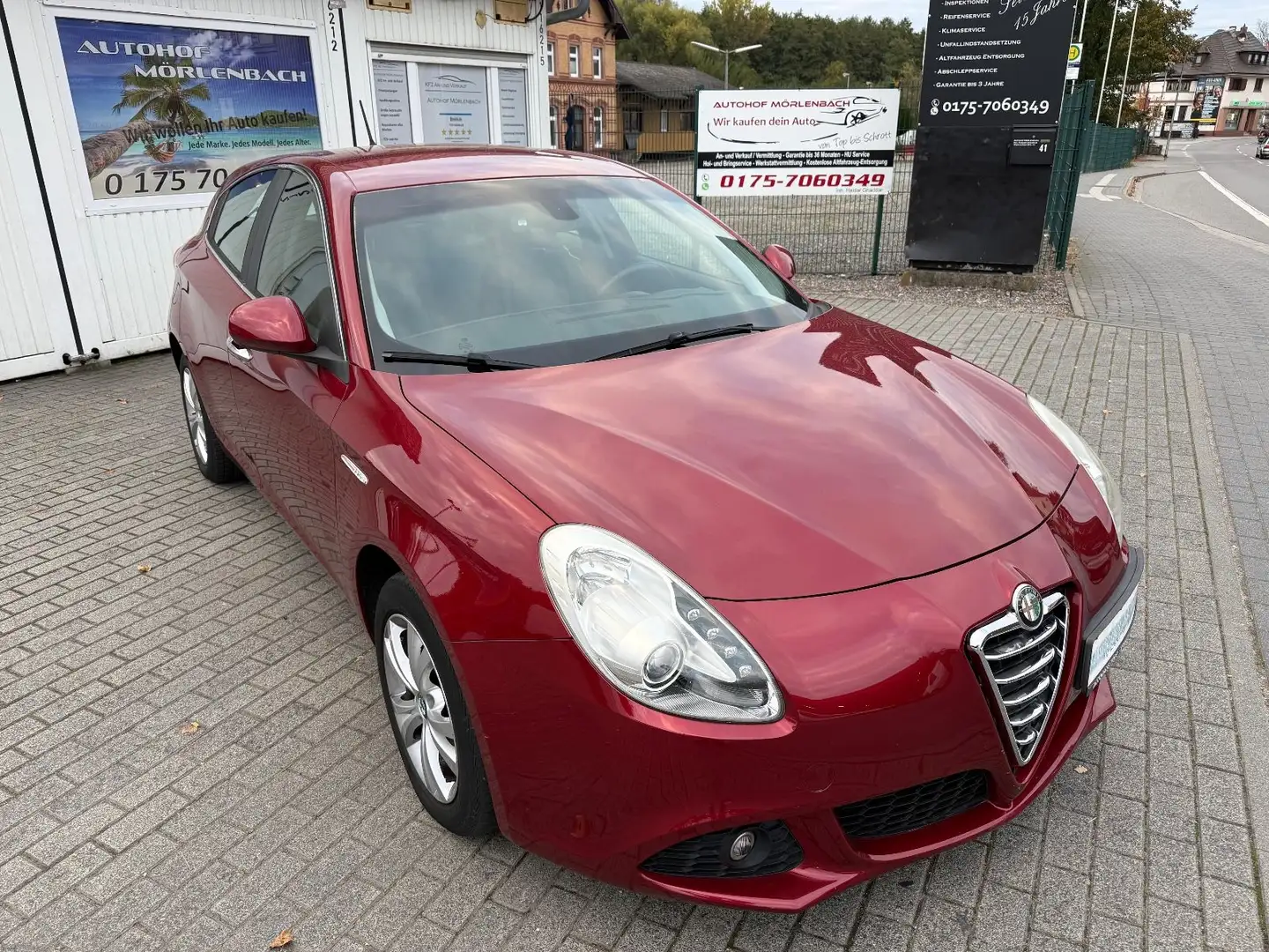 Alfa Romeo Giulietta Turismo Rot - 2
