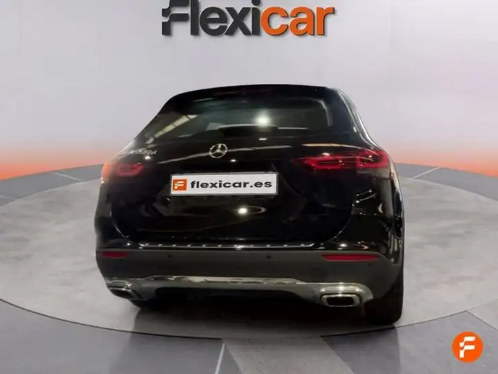 Mercedes-Benz GLA 2023, foto 5