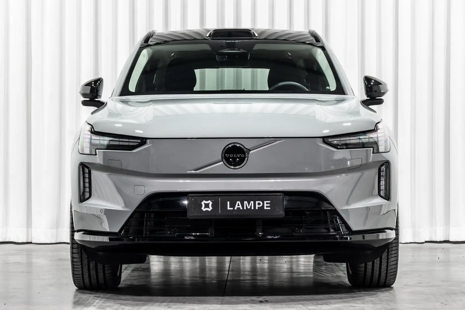 Volvo EX90 Plus Dark RWD 7pl. BOSE Pano Head-Up ACC Gris - 2