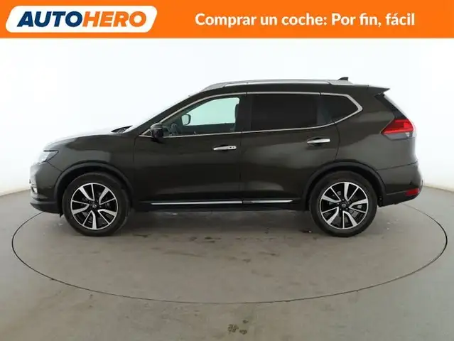 Nissan X-Trail view 3