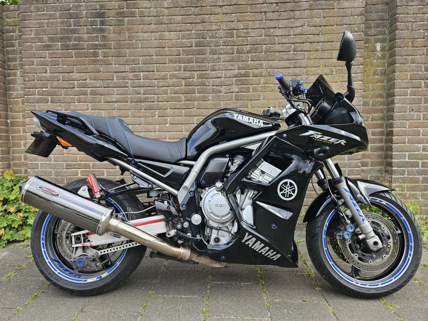 Yamaha FZS 1000 Schwarz - 2