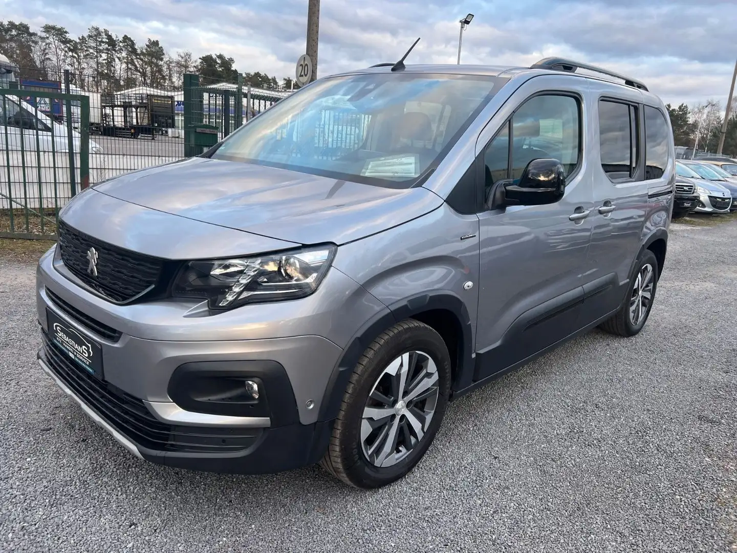 Peugeot Rifter GT Navi Klimaauto. Kamera SHZ Panorama Grau - 1