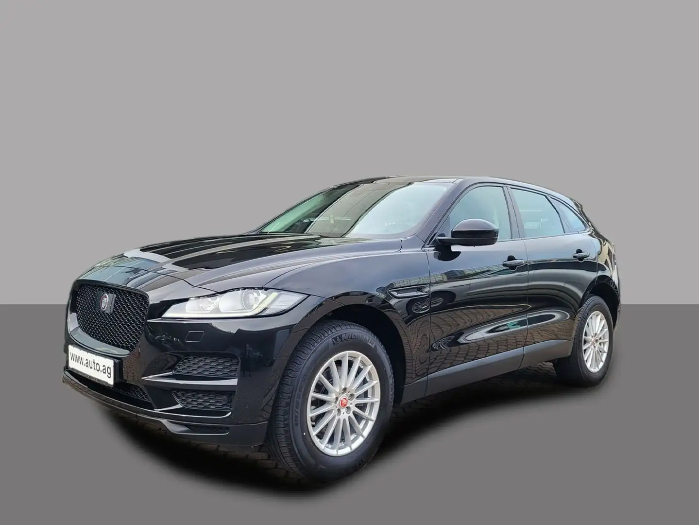 Jaguar F-Pace 25T PRESTIGE AWD BLACK AHK Negro - 1