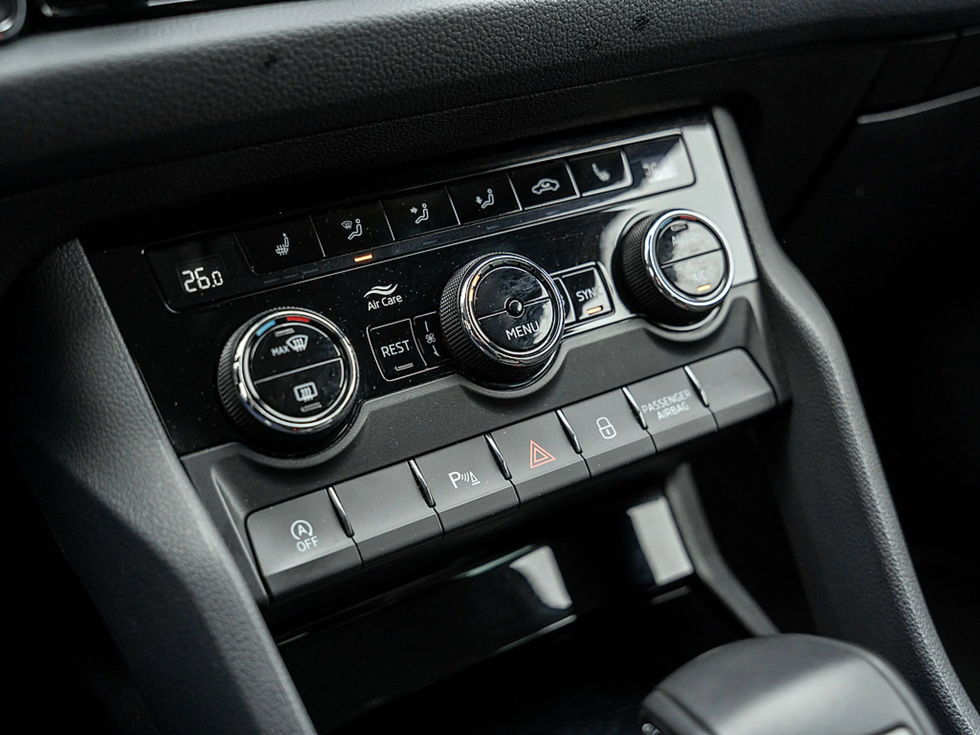 Skoda Kodiaq 2.0 TDI Ambition DSG 7-Sitze AHK Navi — photo 8