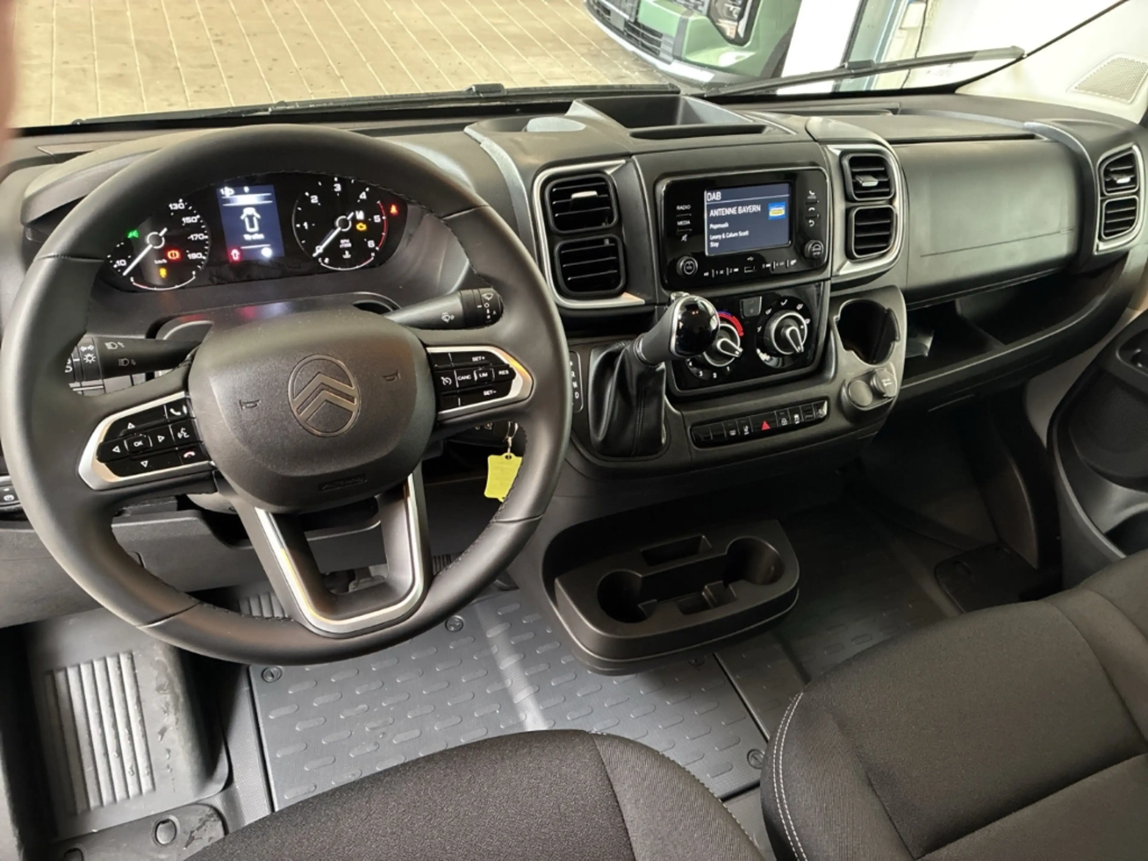 Citroen Jumper Kasten D140 L3H2 3.5t AHK Schwingsitz Kam — photo 9