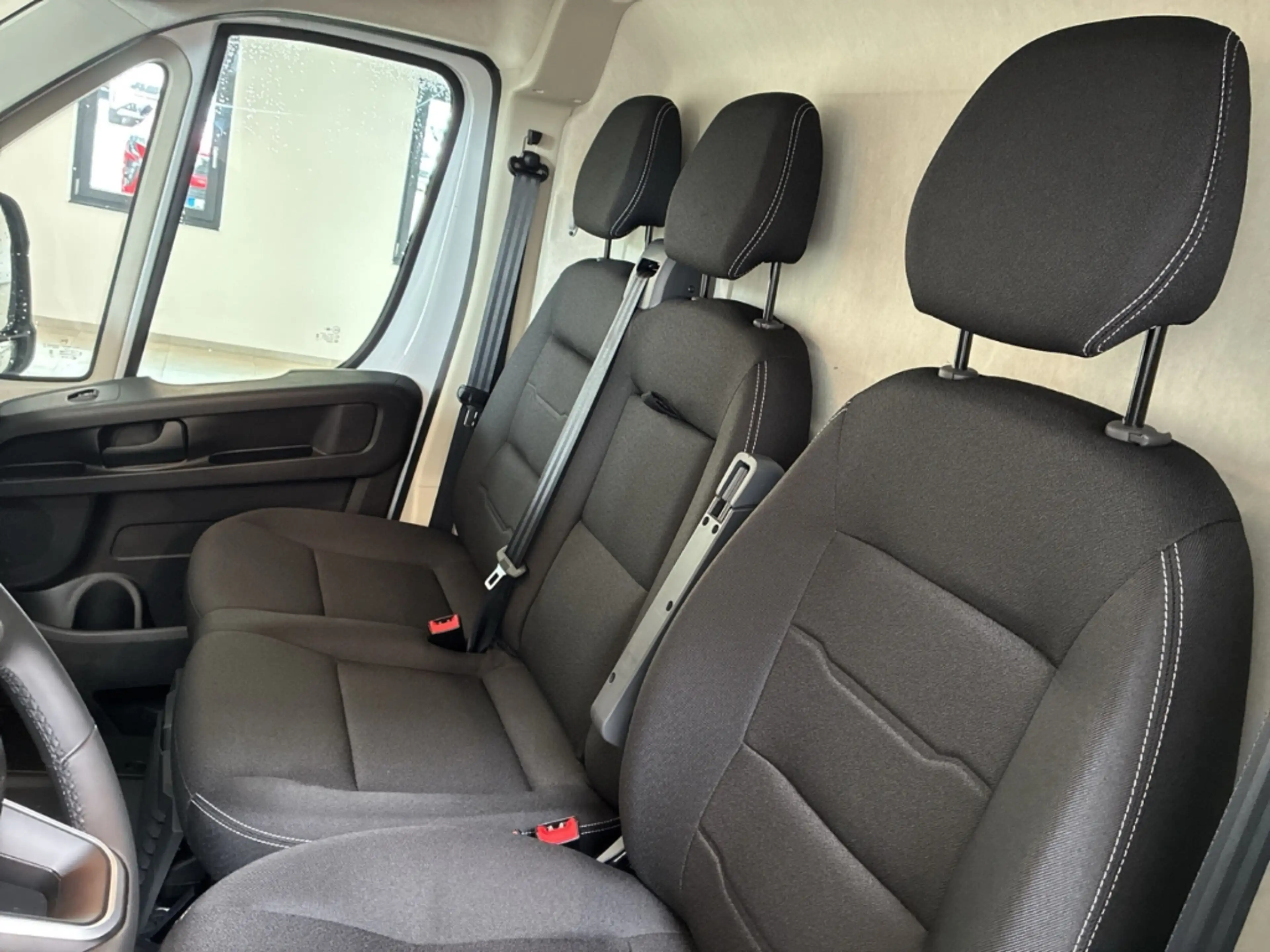 Citroen Jumper Kasten D140 L3H2 3.5t AHK Schwingsitz Kam — photo 12