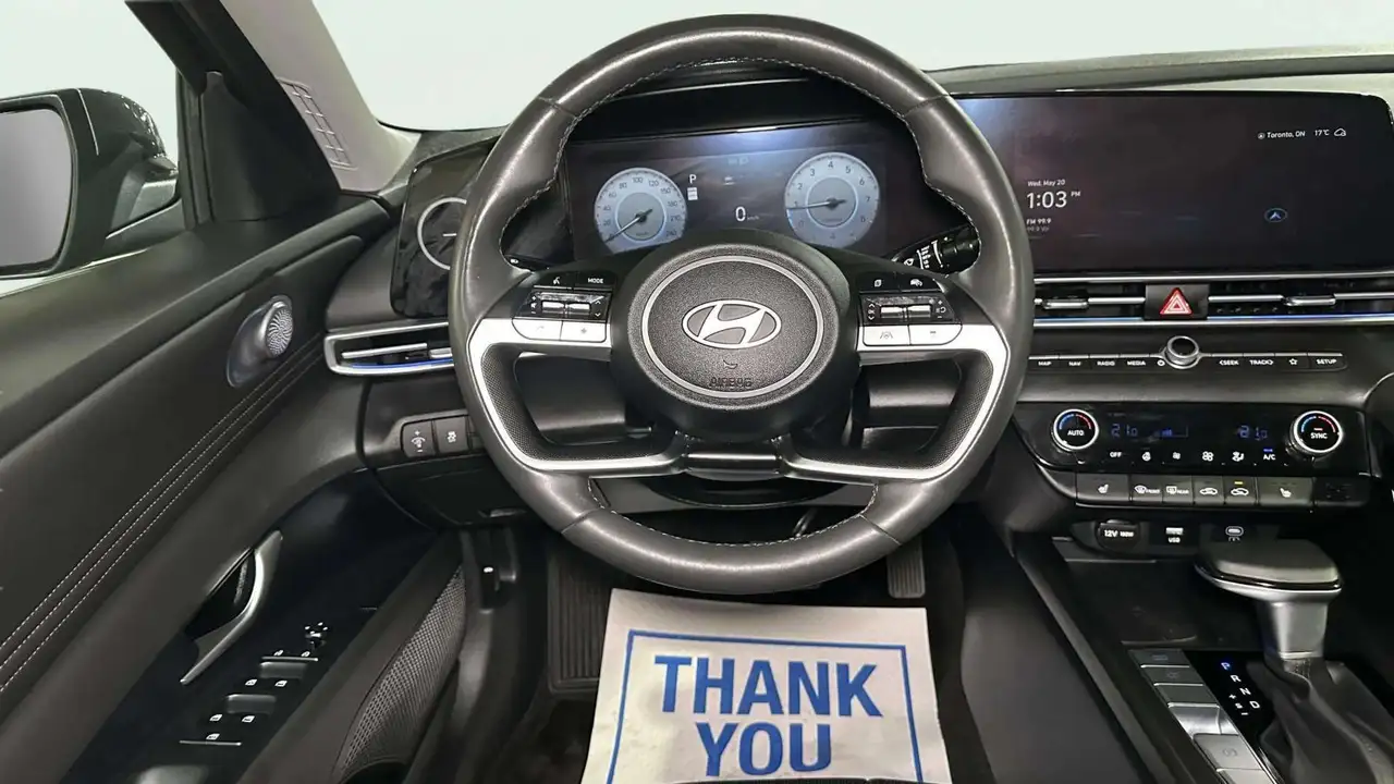 Hyundai ELANTRA снимка Hyundai ELANTRA