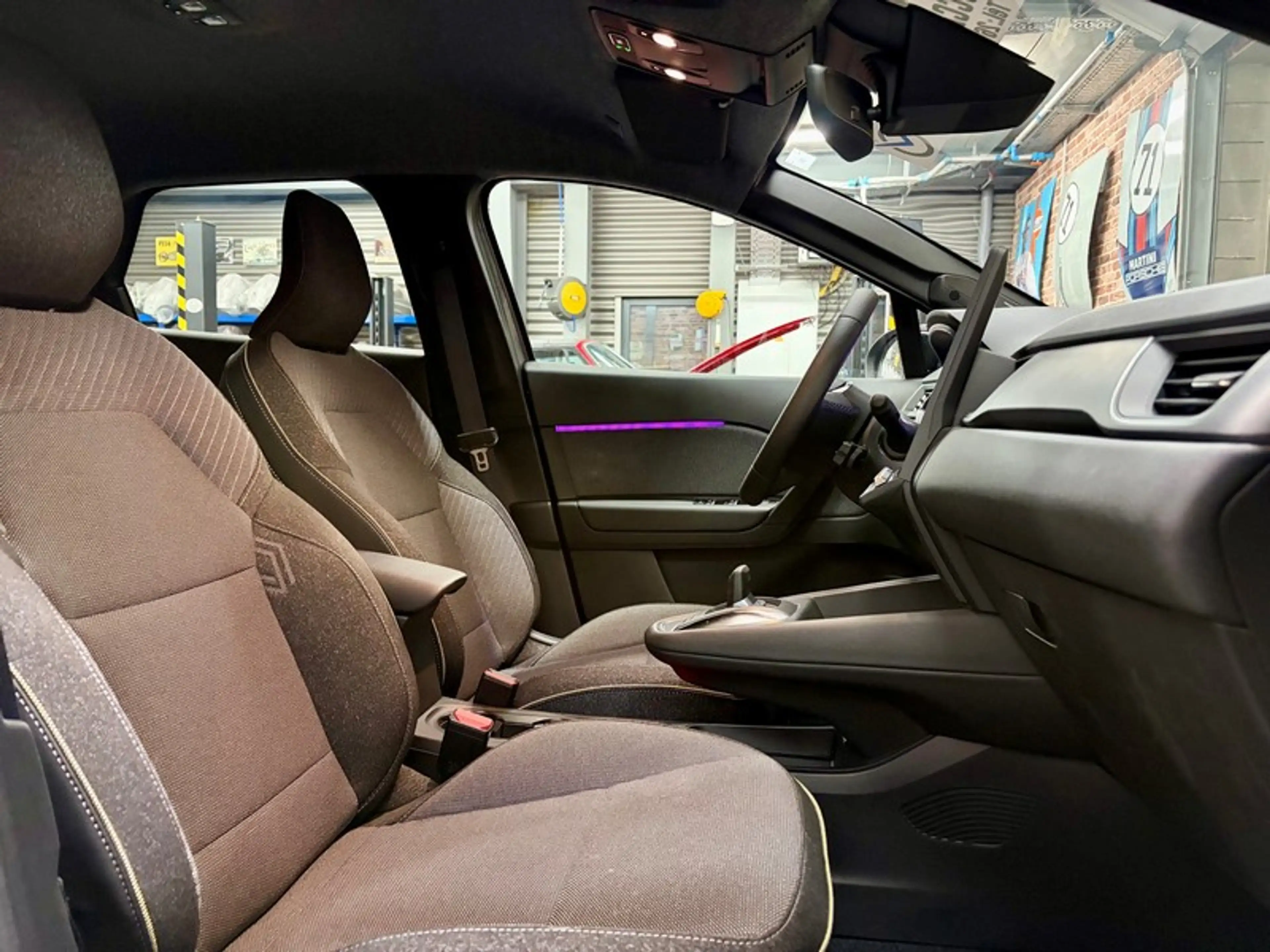Renault Symbioz Symbioz E-Tech Hybrid 1.8 160cv Auto TECHNO — photo 8