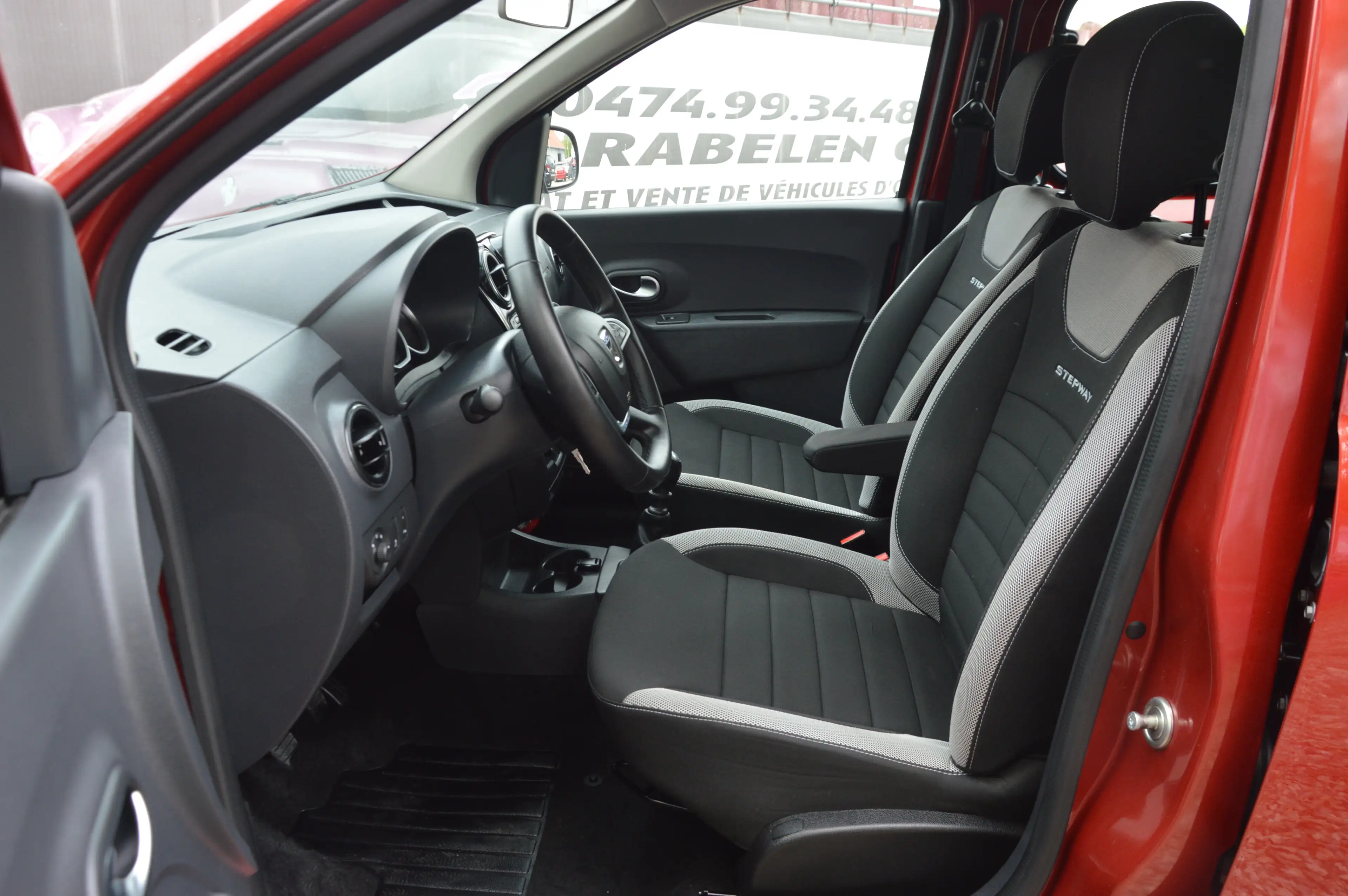 Dacia Dokker 1.5BluedCi Stepway NAV CAM CLIM CRUIS 68.957KM — photo 8
