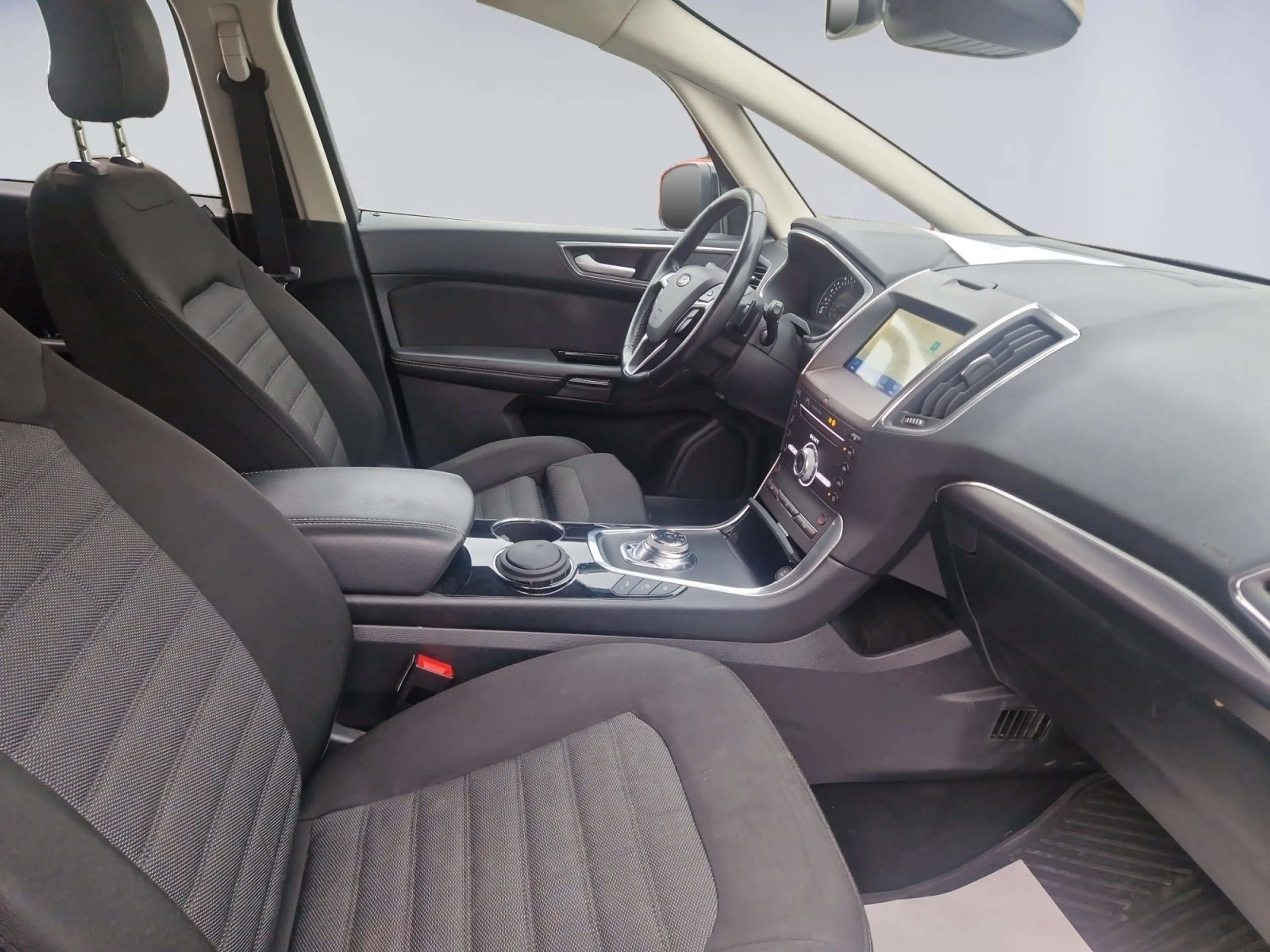 Ford S-Max S-Max 2.0 TDCi Titanium (EU6.2) — photo 13