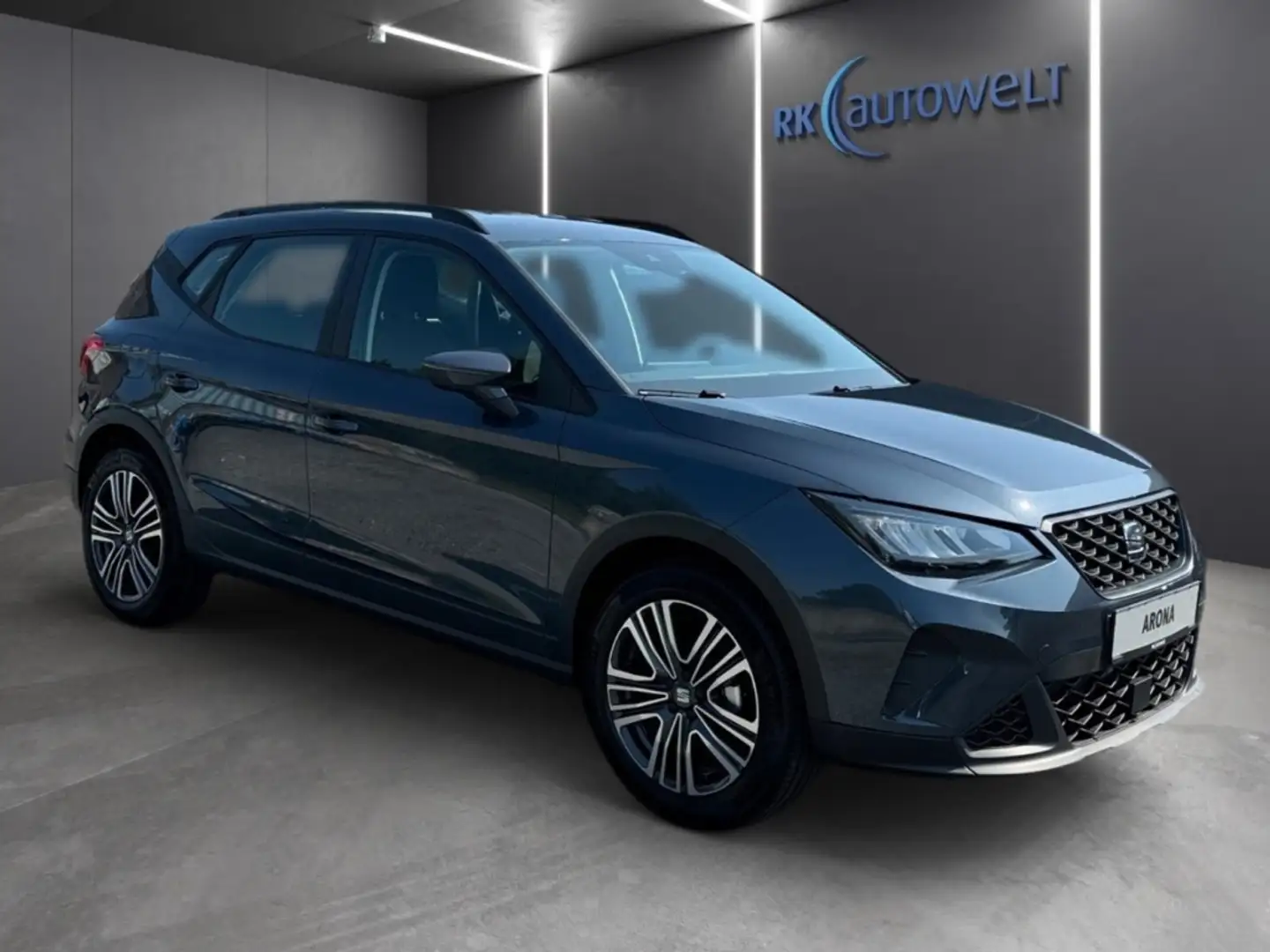 SEAT Arona Style 1.0 TSI LED FullLink Klima DAB+ Grau - 2