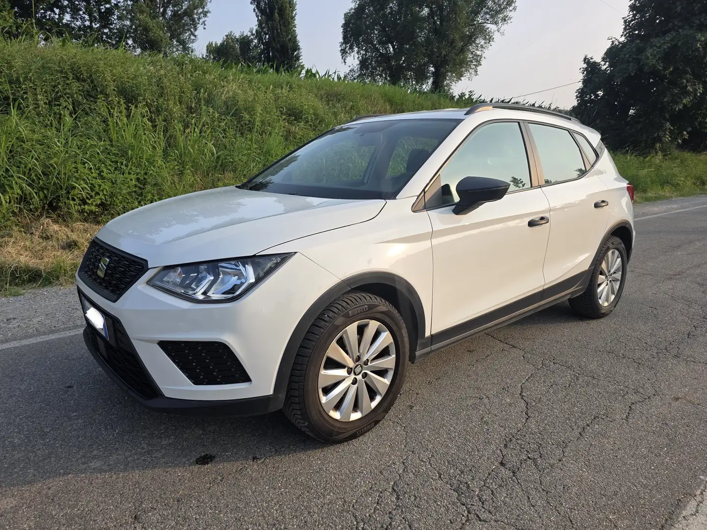 SEAT Arona Arona 1.0 tgi Style METANO 90cv Bianco - 1
