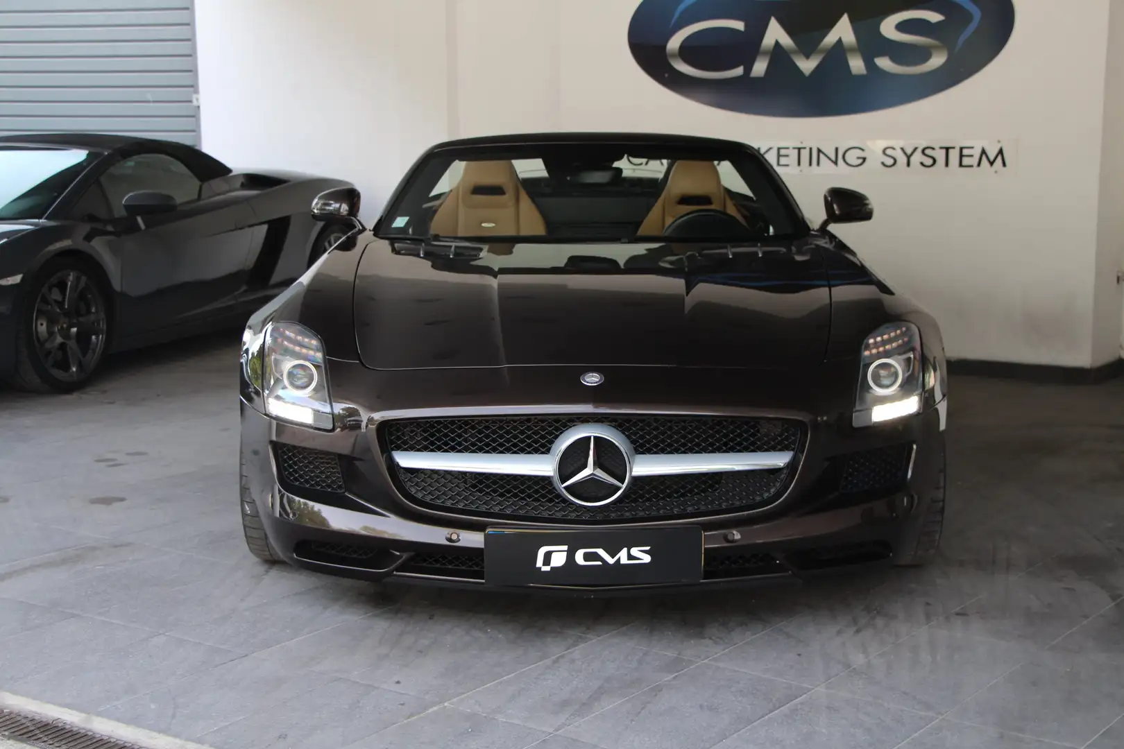 Mercedes-Benz SLS SLS AMG Roadster A Brun - 2