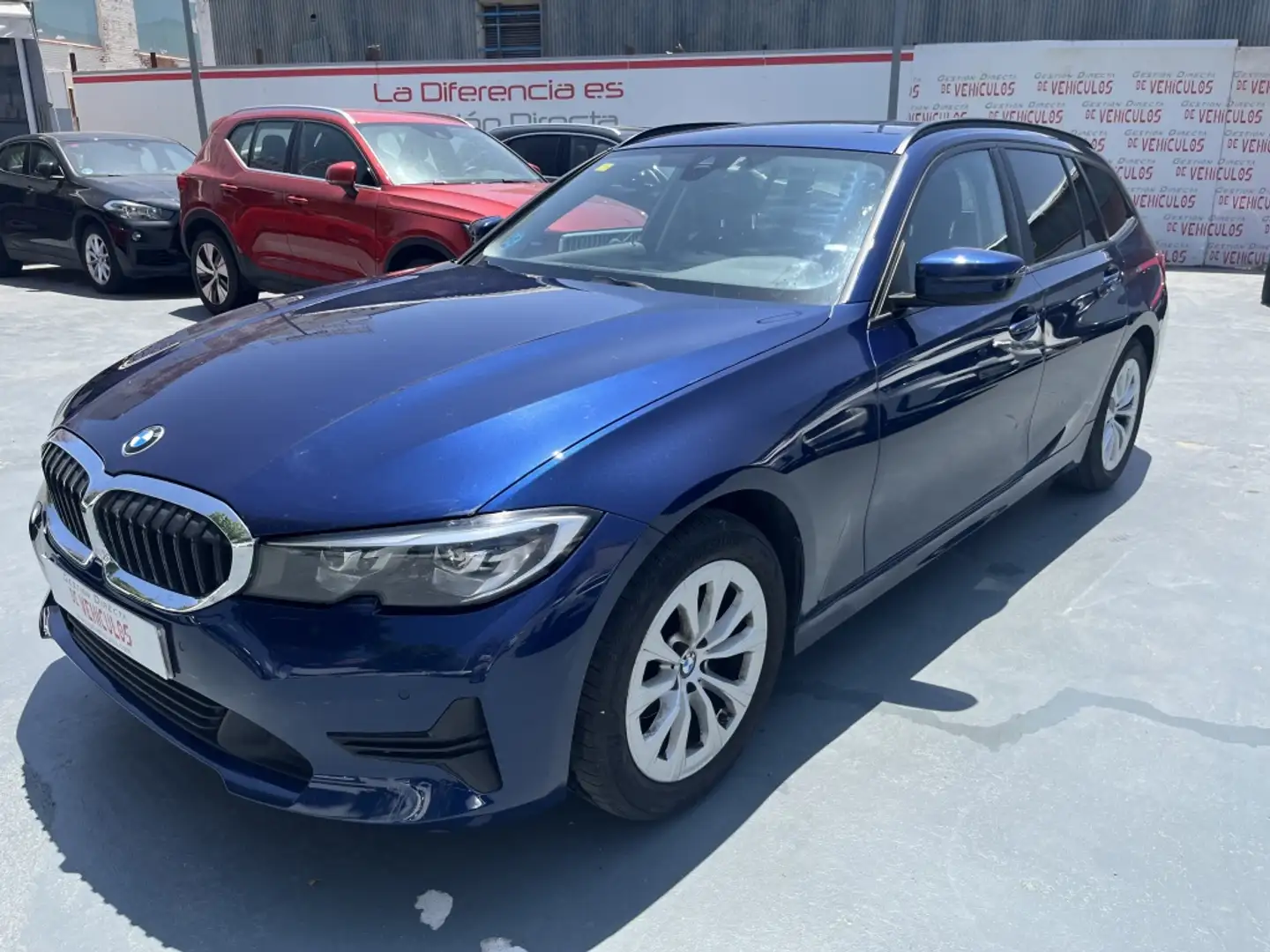 BMW 318 318dA Touring Bleu - 1