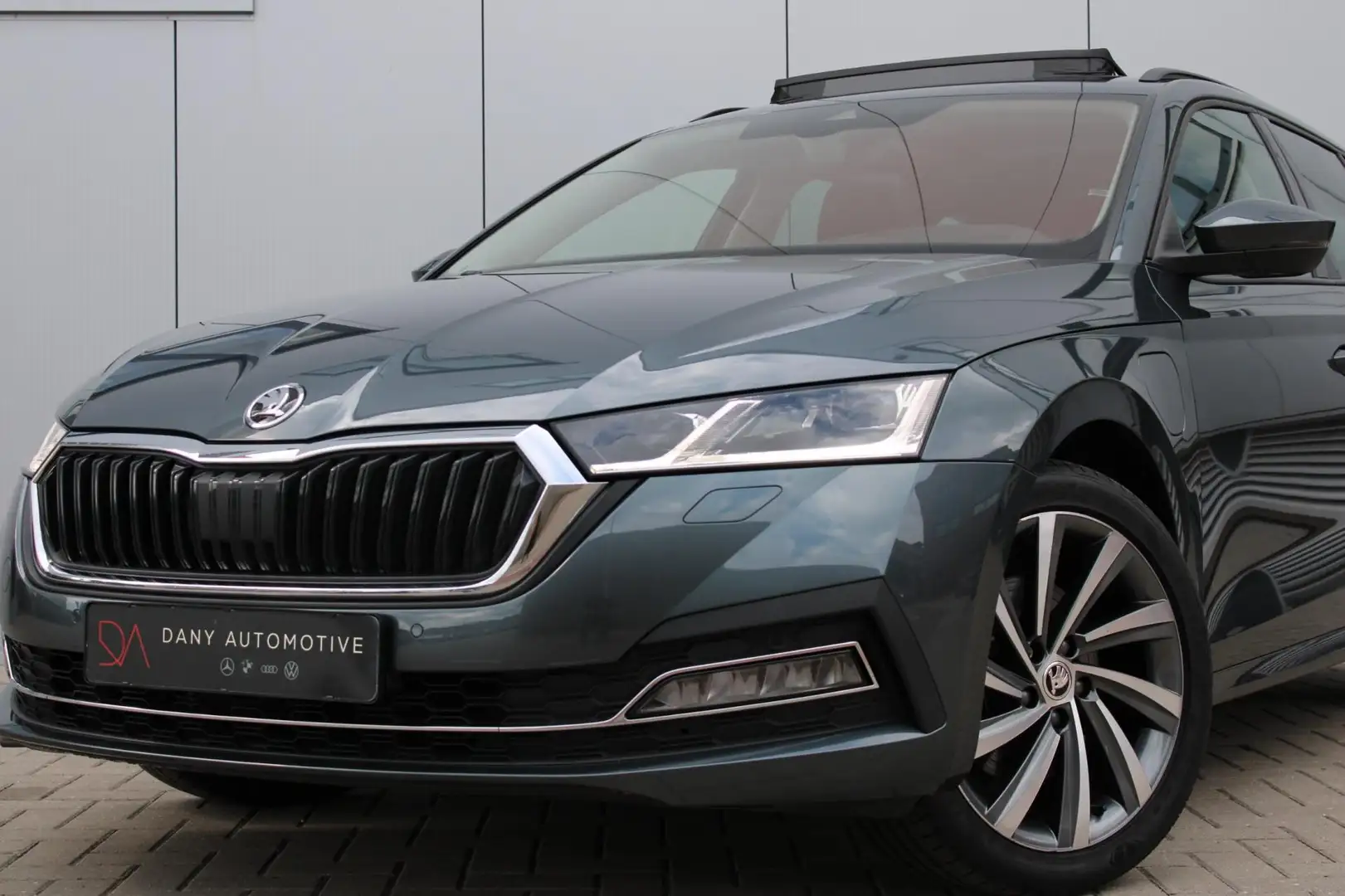 Skoda Octavia Combi 1.4 TSI iV PHEV PANO I KEYLESS I CARPLAY I C Gris - 2