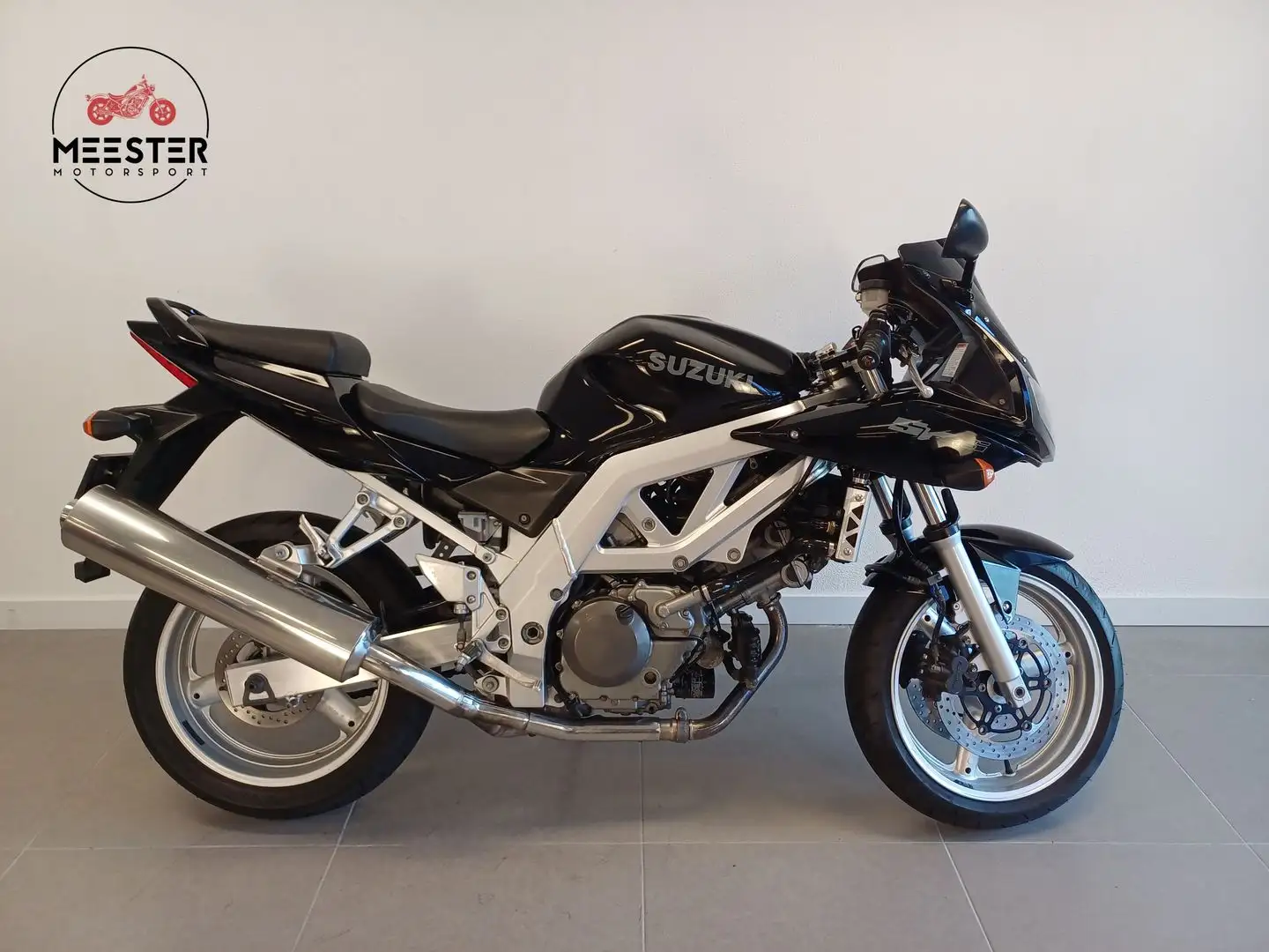 Suzuki SV 650 S Zwart - 1