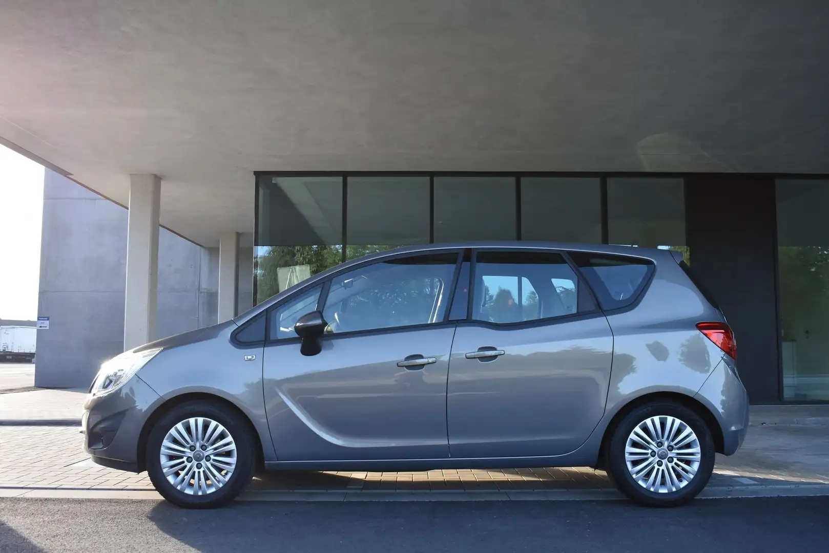 Opel Meriva 1.4 Enjoy*Airco*Trekhaak*CruiseControl - 2