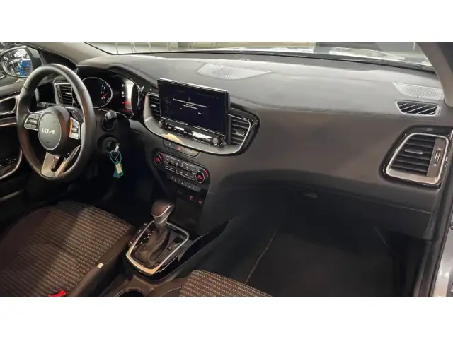 Kia Ceed view 13