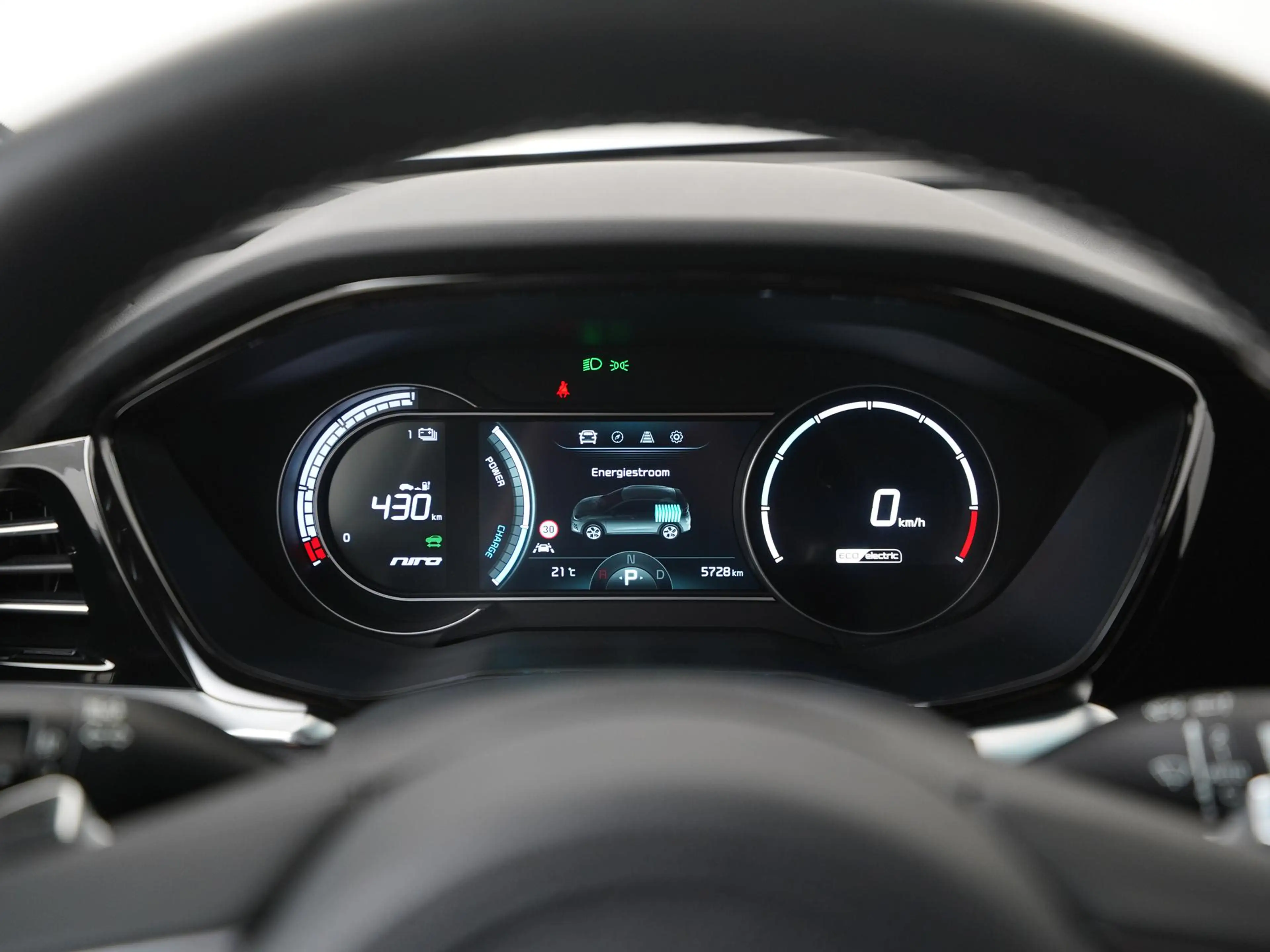 Kia e-Niro 64 kWh | 3 Fase | Leder | Stuurverwarming | Zondag — photo 9