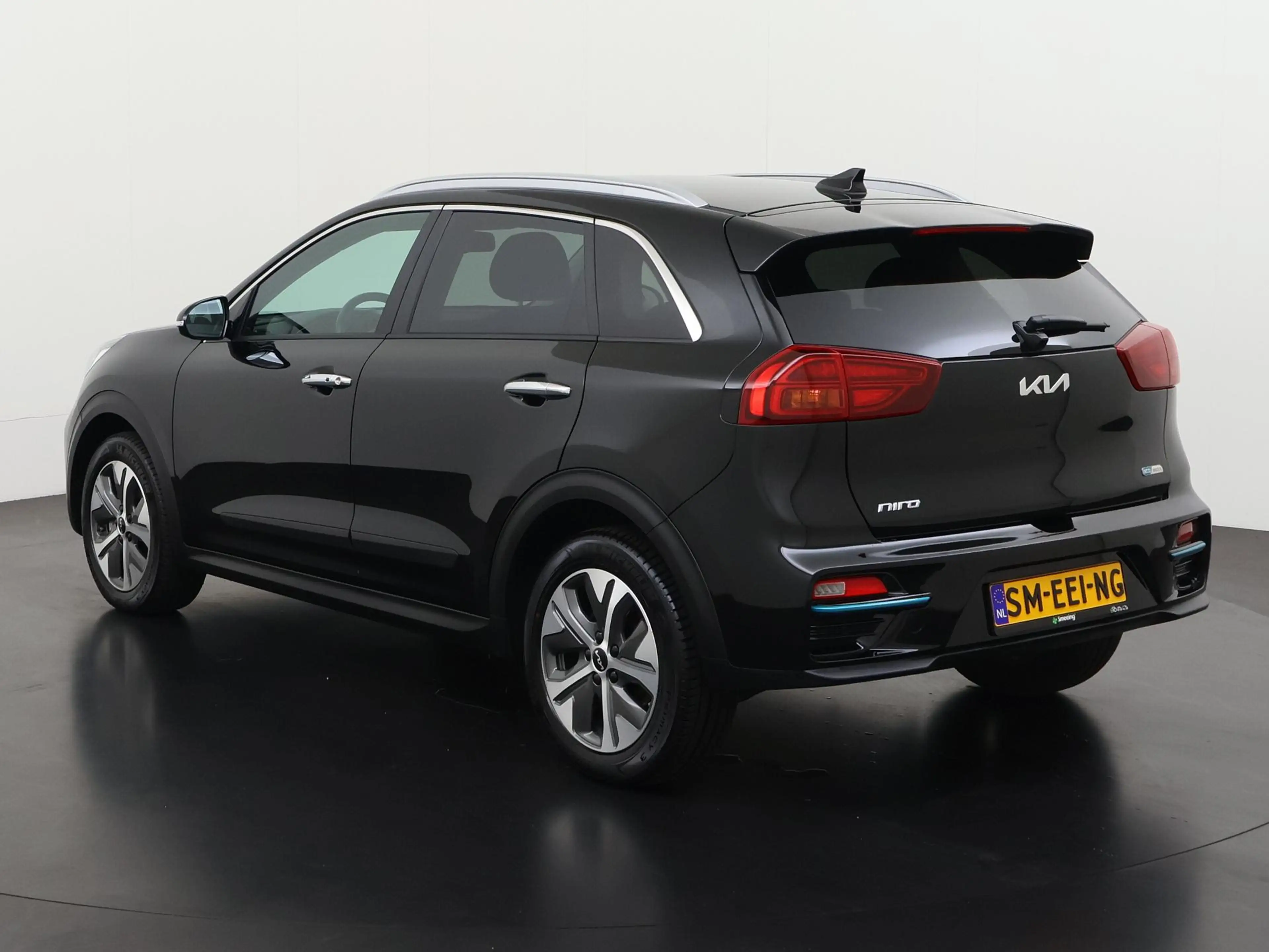Kia e-Niro 64 kWh | 3 Fase | Leder | Stuurverwarming | Zondag — photo 7