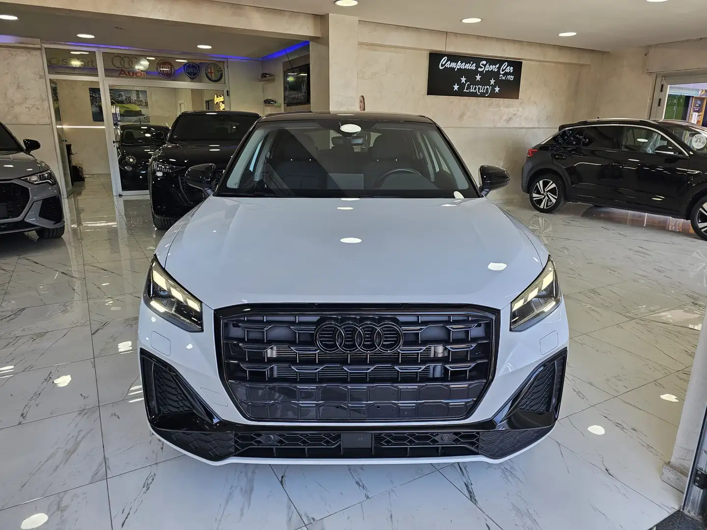 Audi Q2 S-LINE 35 TDI 150CV S-TRONIC MATRIX IDENTITY BLACK Gris - 2